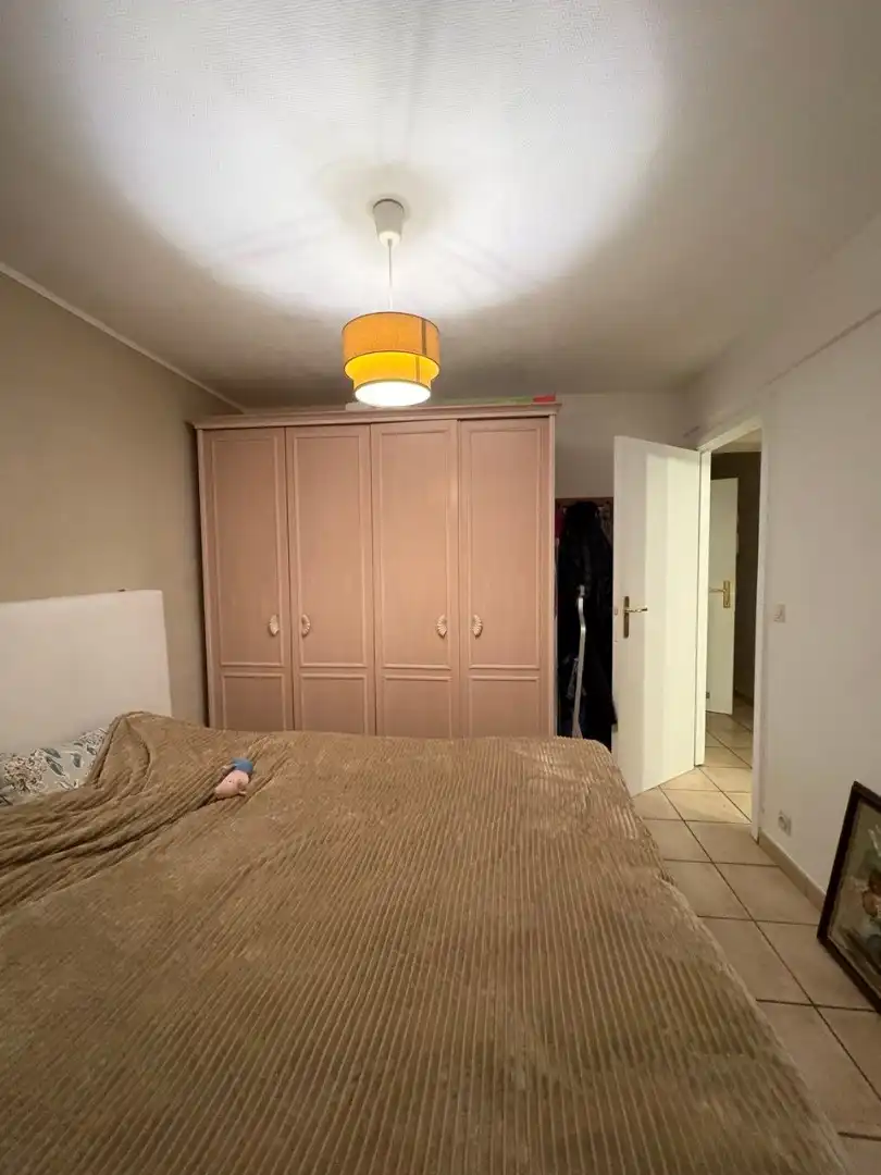 Ongemeubeld appartement met 2 slaapkamers foto 3