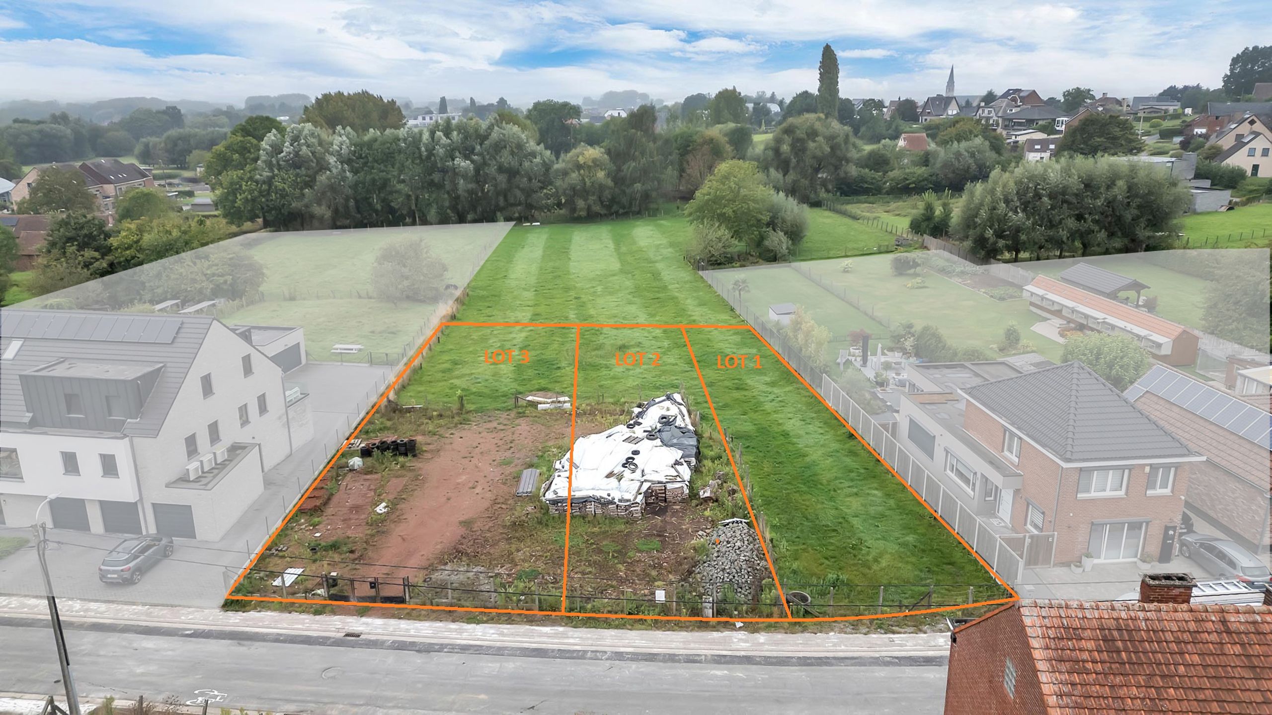 Perceel bouwgrond op rustige en strategische locatie foto {{pictureIndex}}