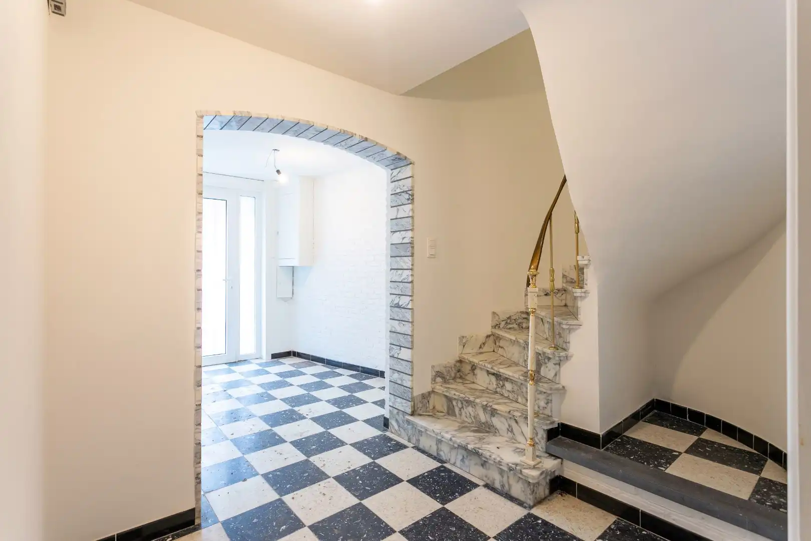 Instapklare woning (EPC:B) met 3 slpk, tuin en garage foto 5