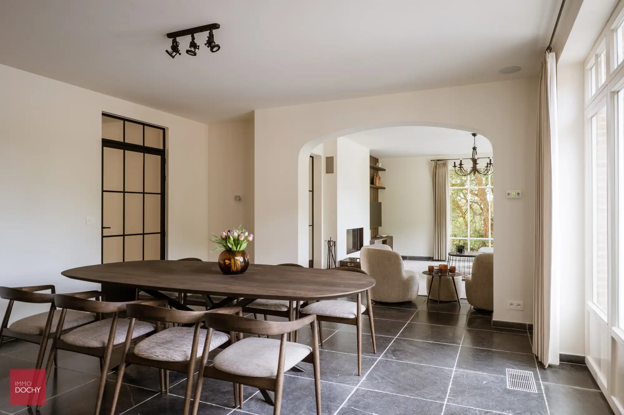 Prachtige instapklare villa met zwembad | Tiegemberg foto 5