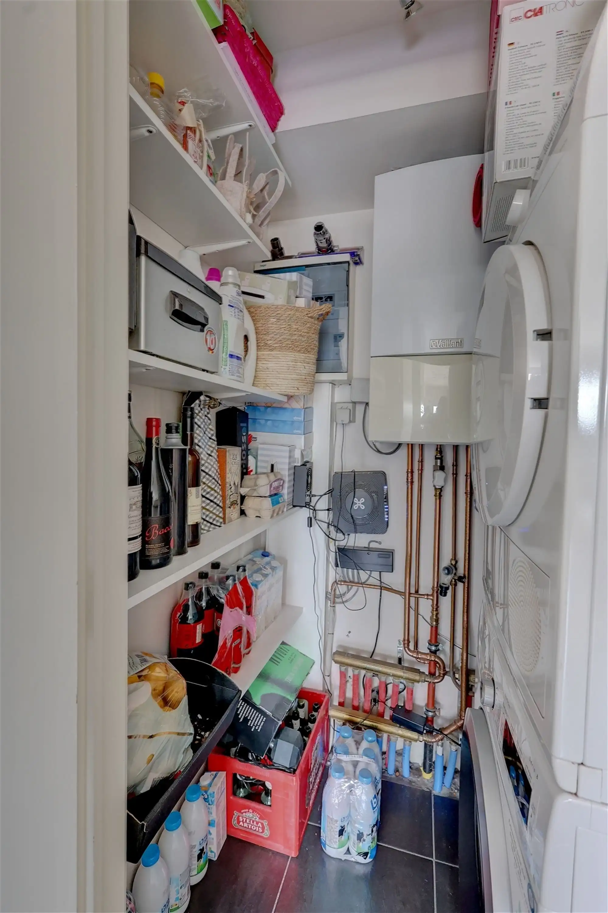 Lichtrijk appartement met twee slaapkamers foto 7