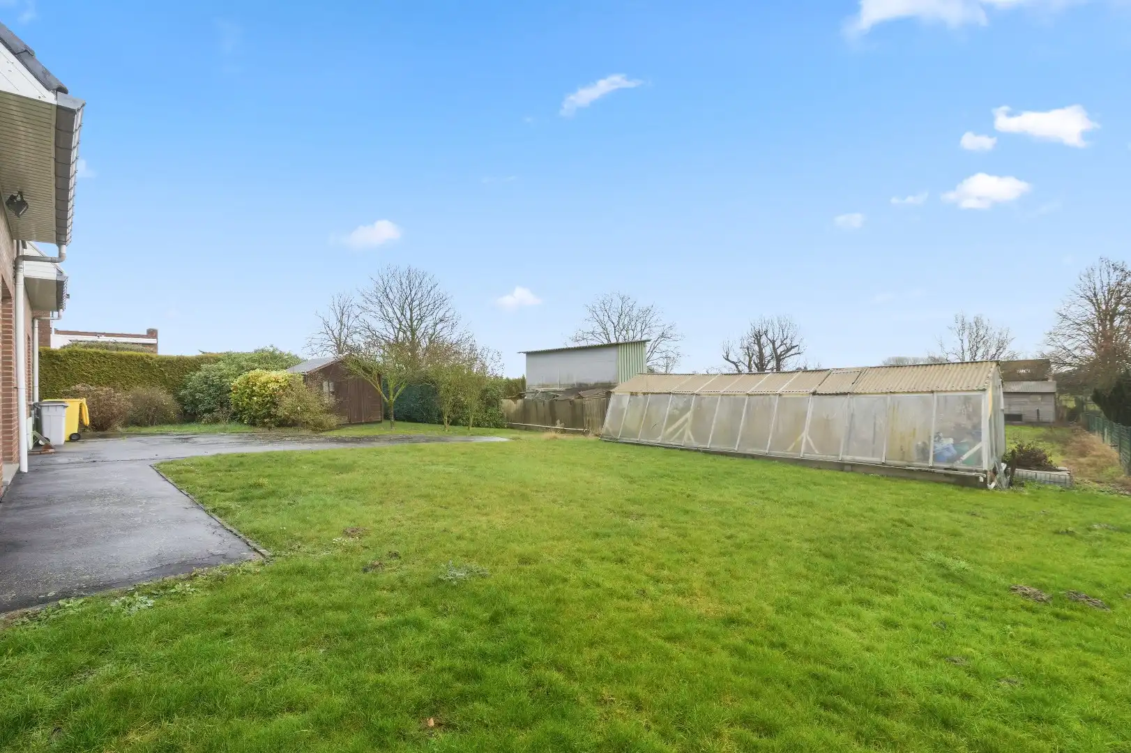 Te renoveren open bebouwing met veel ruimte en oppervlakte te Lubbeek foto 27