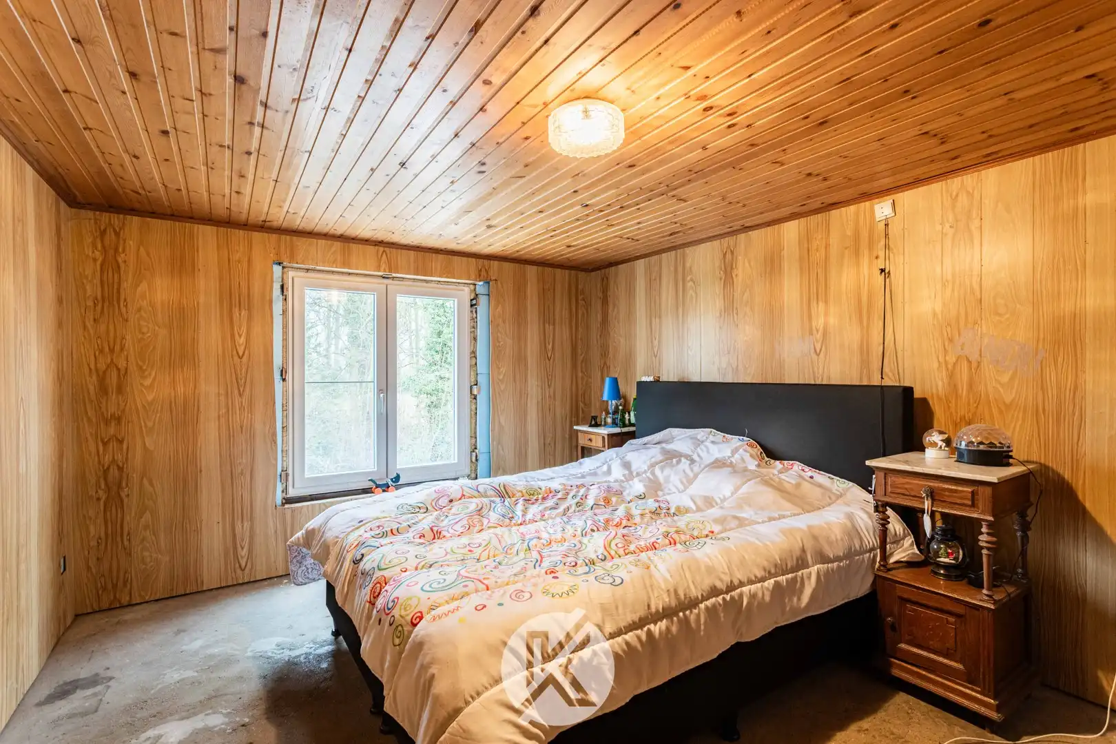 Interessante renovatiewoning op uniek perceel foto 16