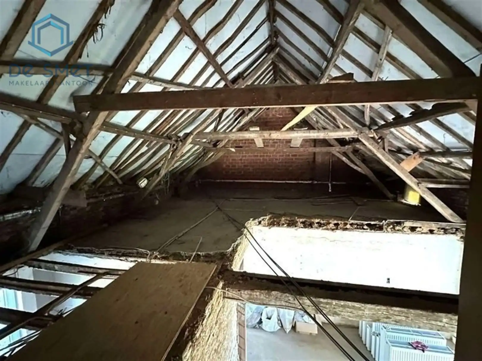 Charmante te renoveren fermette in een rustige, doodlopende straat te Flobecq foto 15