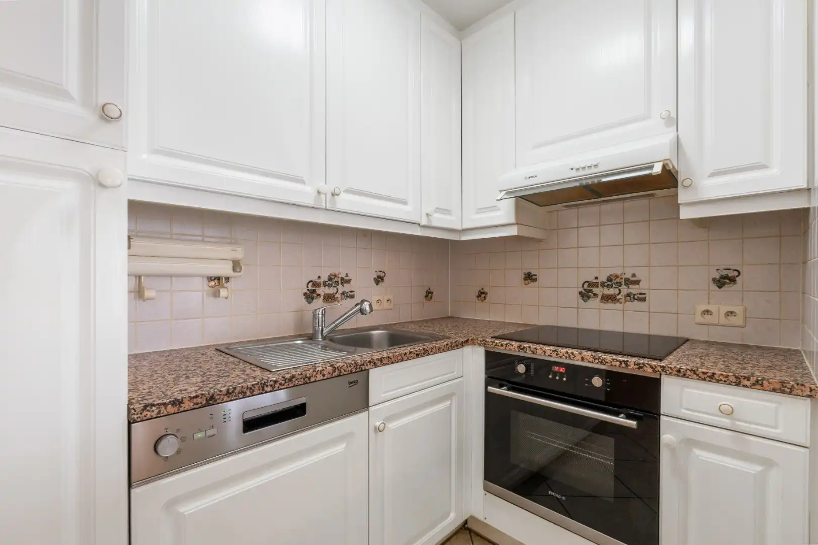 Gelijkvloers appartement met 2 slaapkamers en zeezicht  foto 8