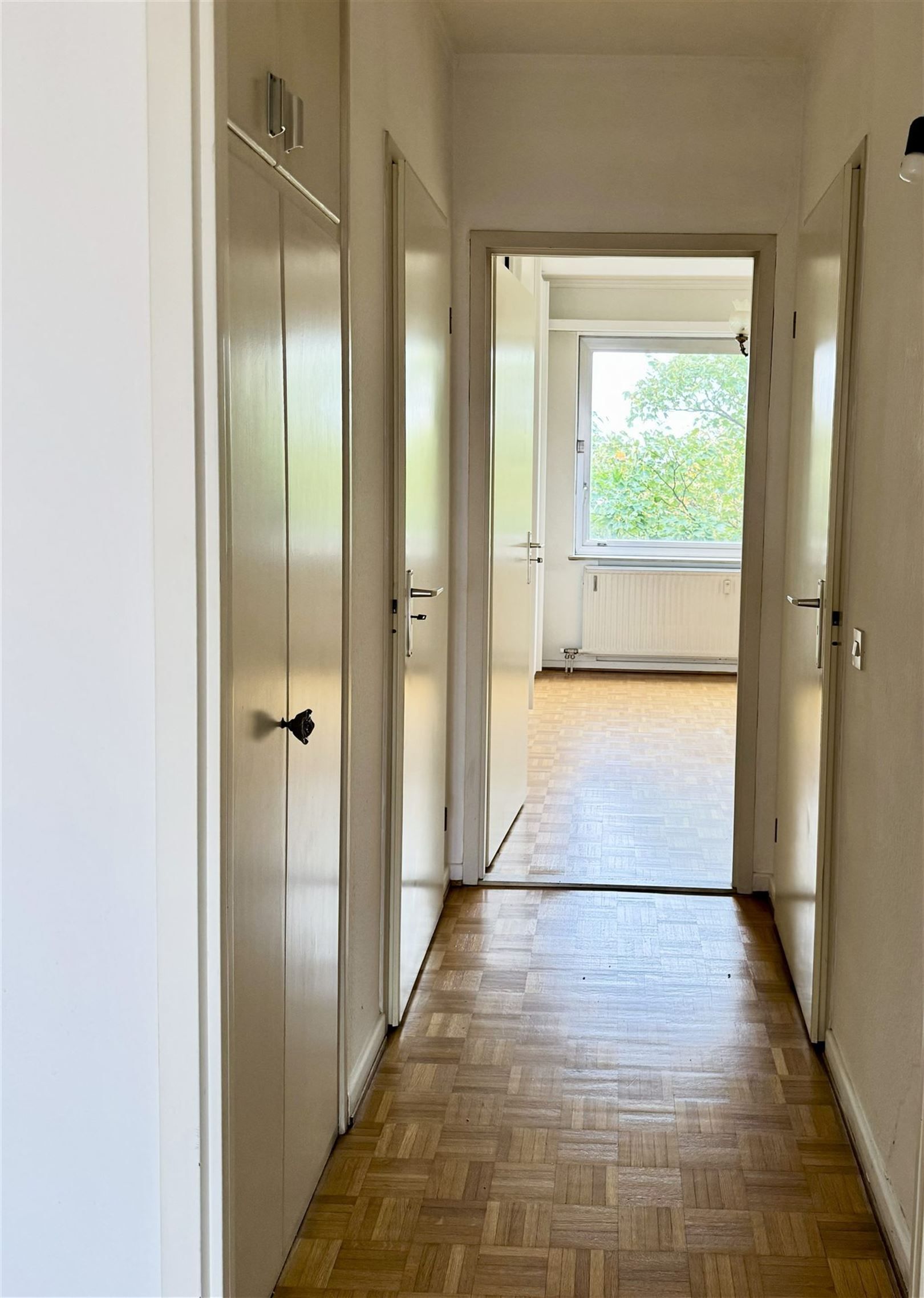 Appartement - 1 slpk- 6de verdieping - terras - kelder - garage optioneel foto 5