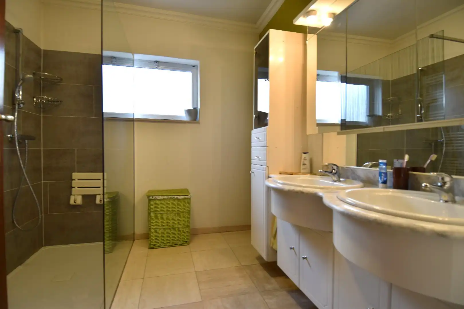 Villa met 3 slaapkamers (mogelijkheid tot meer!) te koop op 1922 m² grond nabij het centrum van Gullegem foto 11