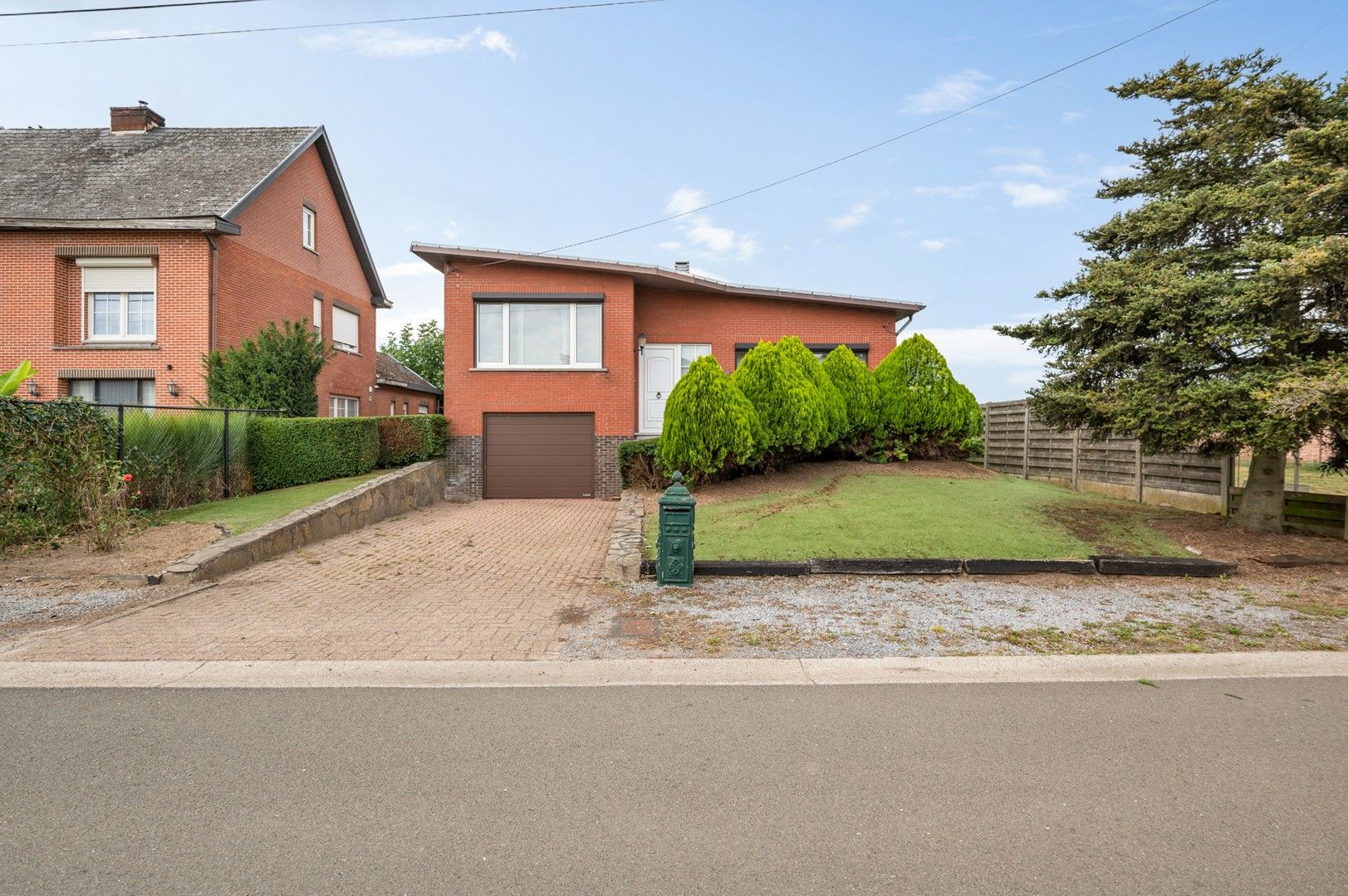 Charmante woning met potentieel in rustige groene omgeving – Voortkapel (Westerlo) foto {{pictureIndex}}