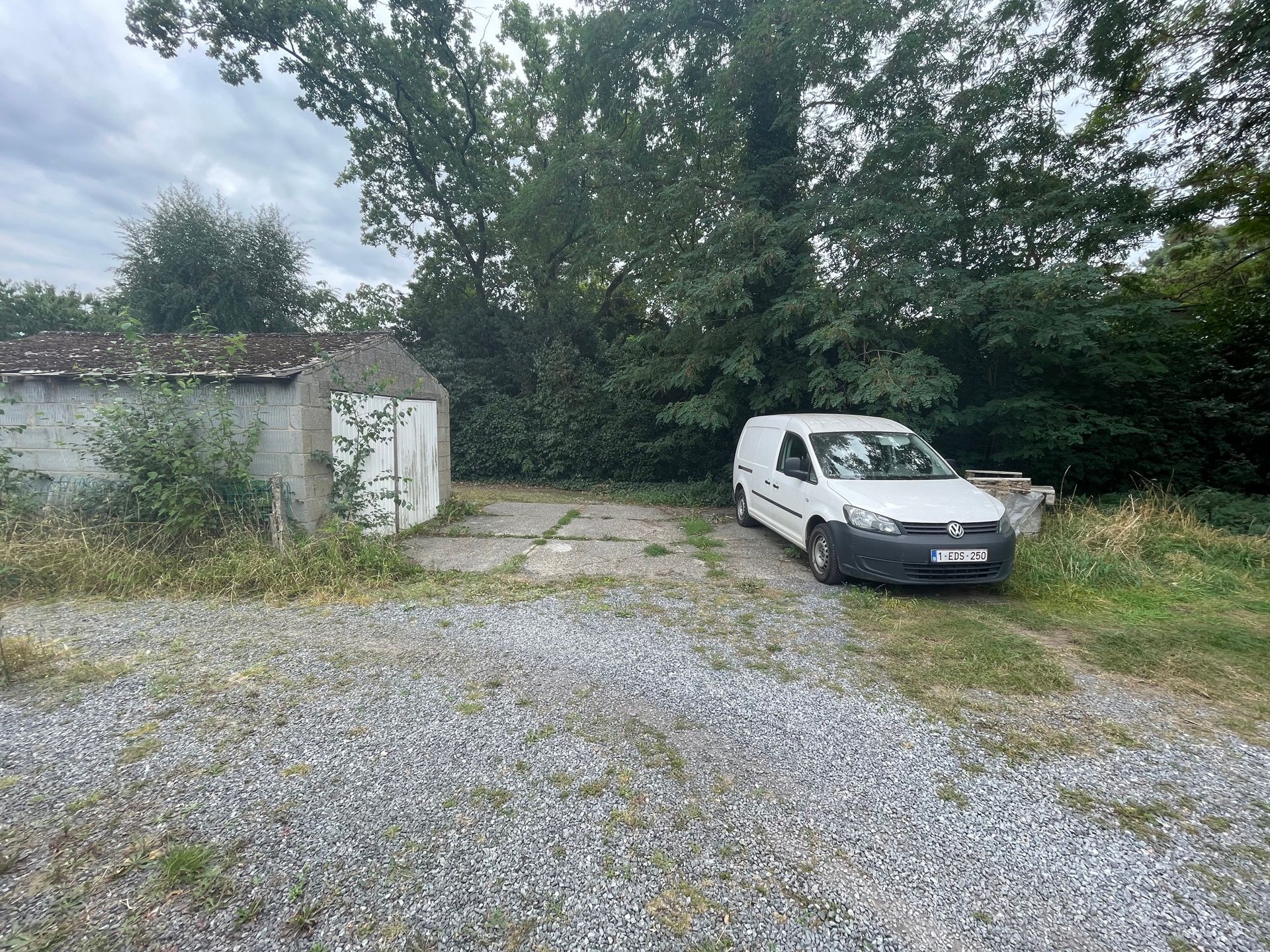 Te renoveren woning (vergunning voor 3 appartementen) foto 19