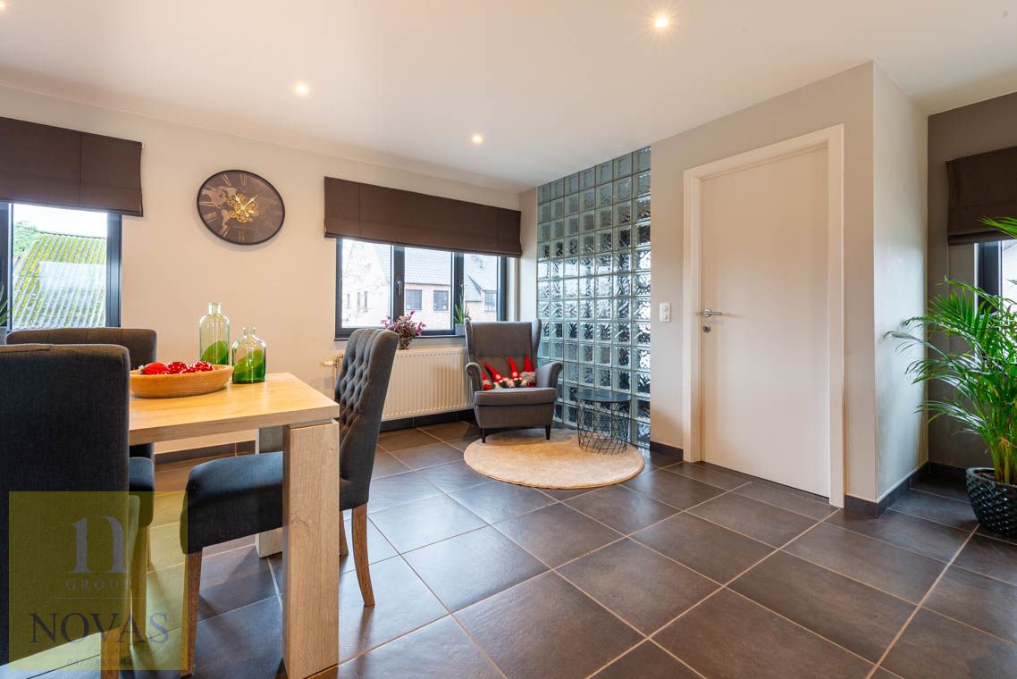 Unieke locatie, 3 slaapkamers, groot terras, heel ruime woonkamer foto 6