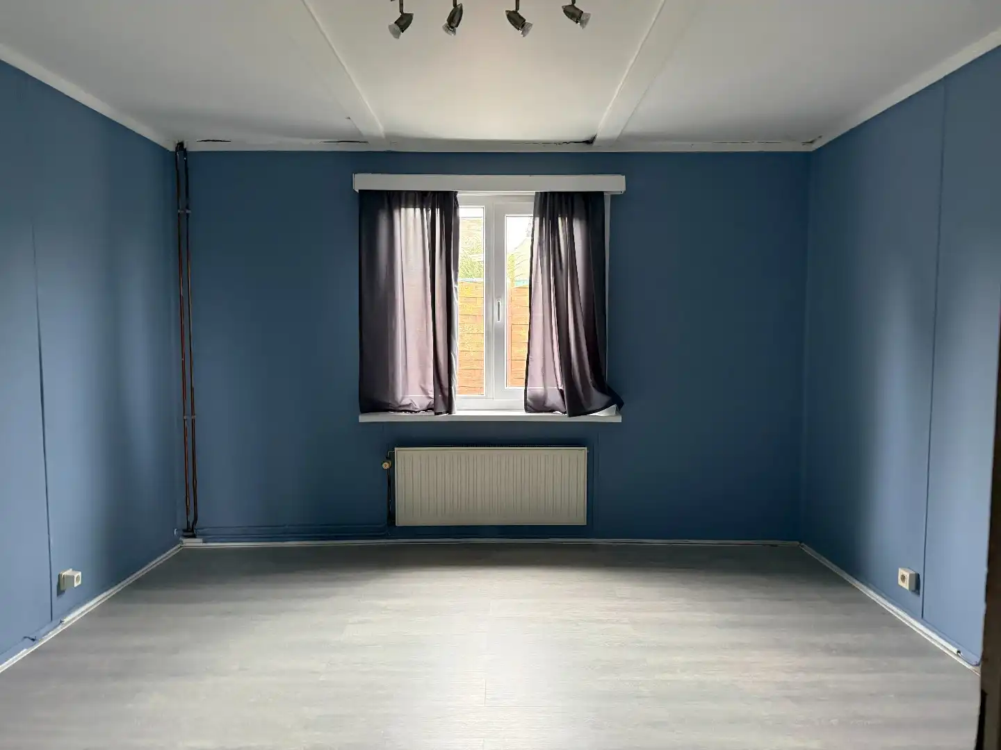 Laagbouwwoning met 2 slpk, carport en tuin foto 11