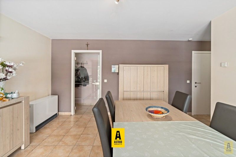 Instapklaar appartement op toplogging! foto 4