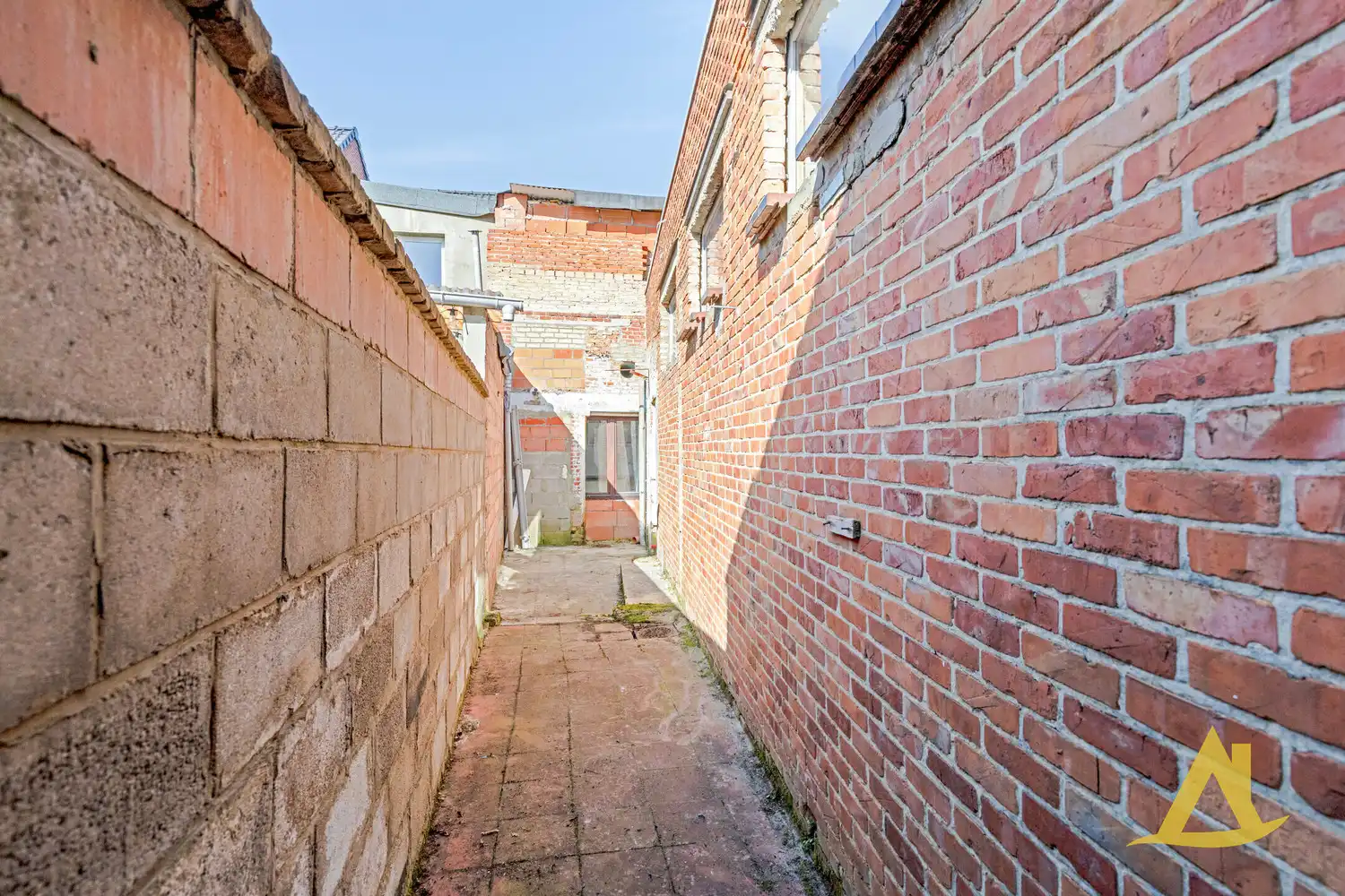 WONING MET ZEER VEEL MOGELIJKHEDEN TE DIEST! foto 18