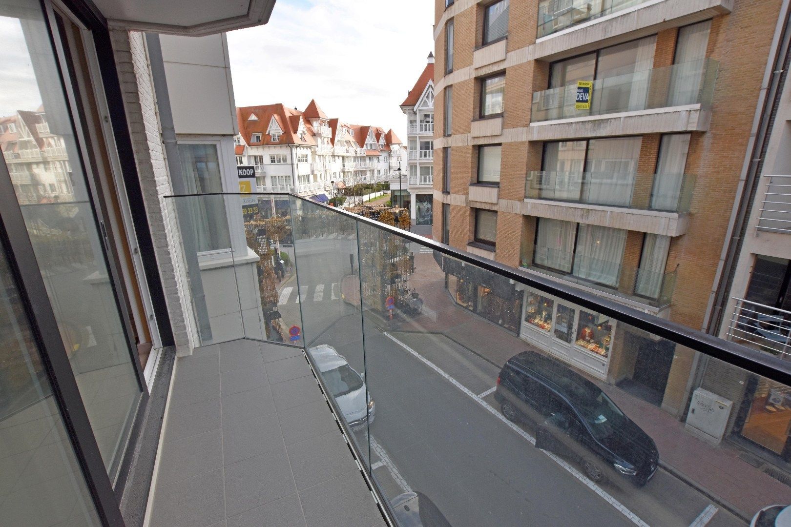 Appartement gelegen in hartje Zoute, op enkele passen van de Zeedijk foto 4