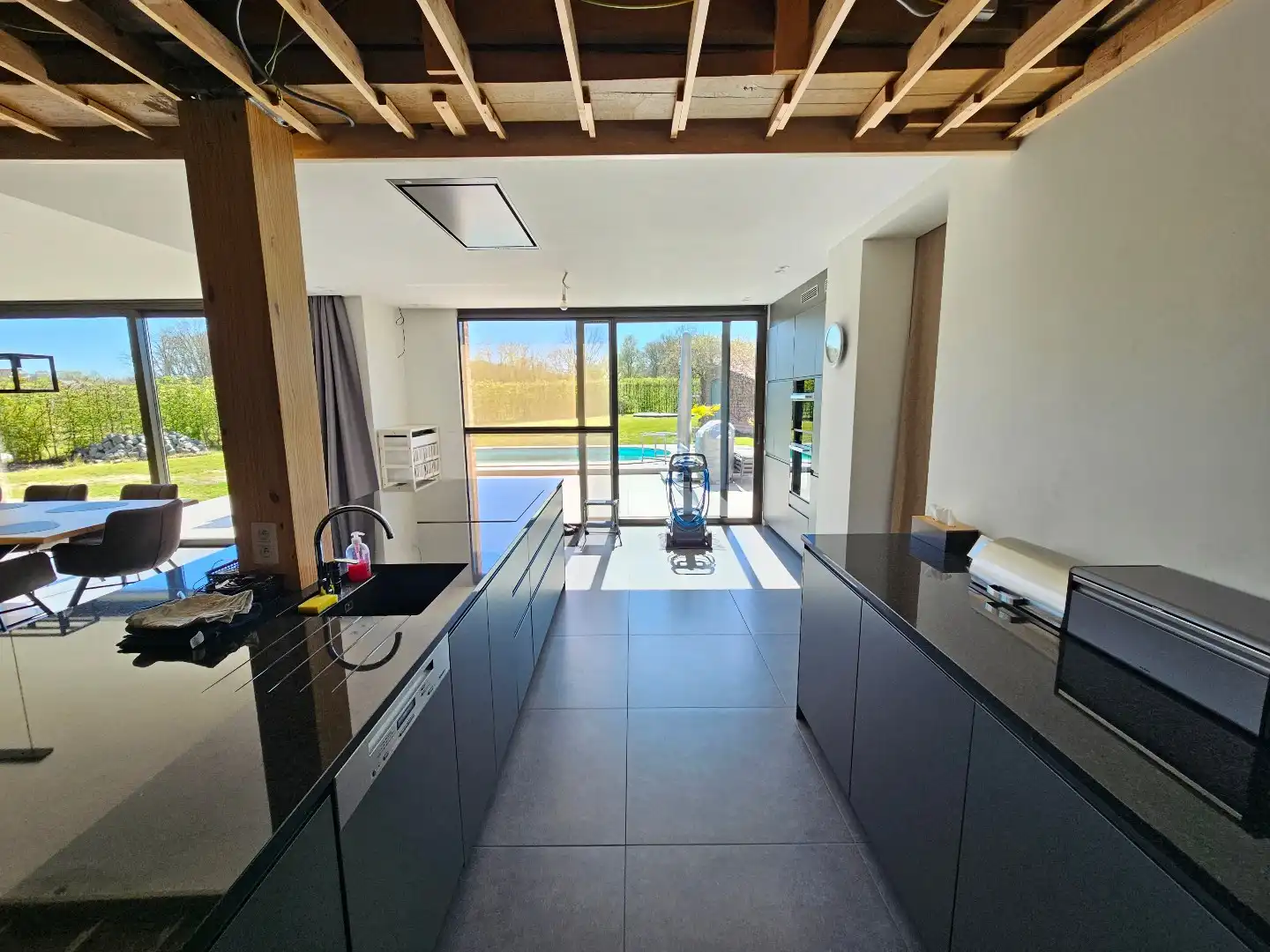 Gerenoveerde hoeve in loftstijl met zwembad op 12a 97ca foto 8