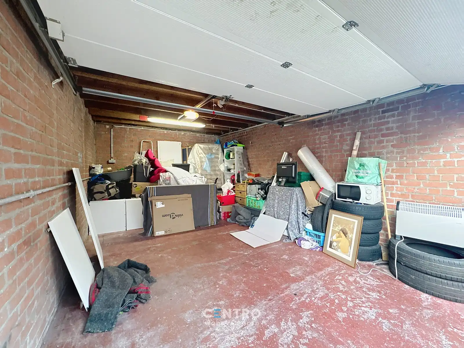Ruime garagebox te Blankenberge! foto 3