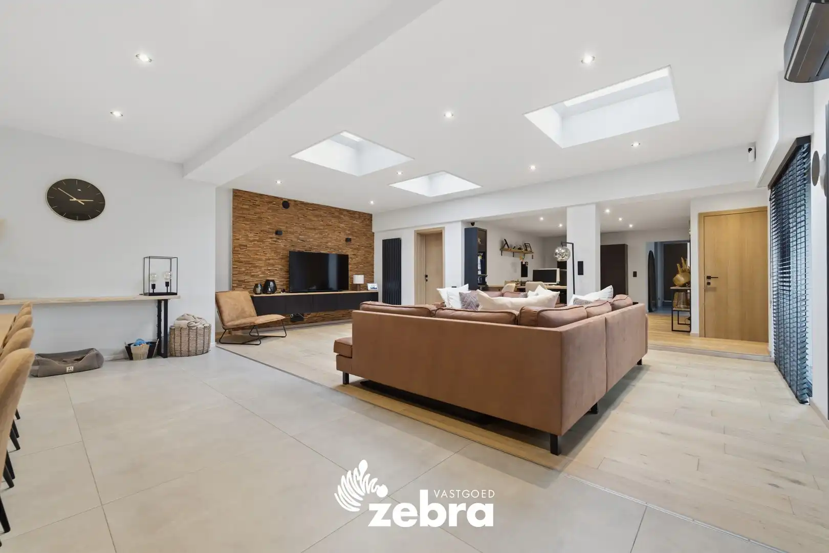 Instapklare woning met loods van ± 250 m² te Ingelmunster! foto 9