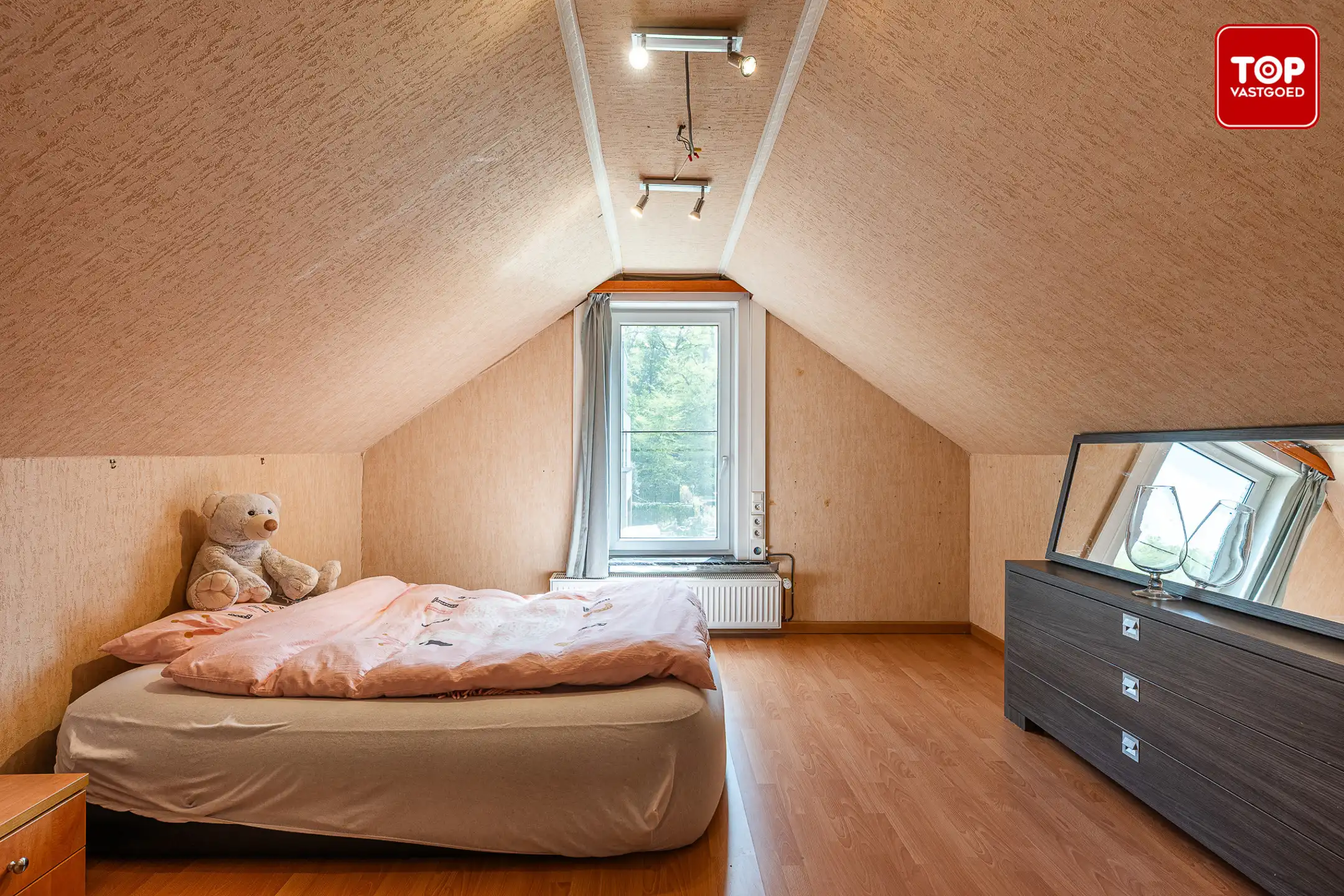 Instapklare open bebouwing in een rustige straat zonder doorgaand verkeer.  foto 15