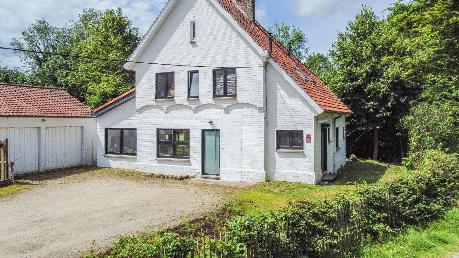 Een charmante, recent integraal gerenoveerde villa te Dworp! foto 20