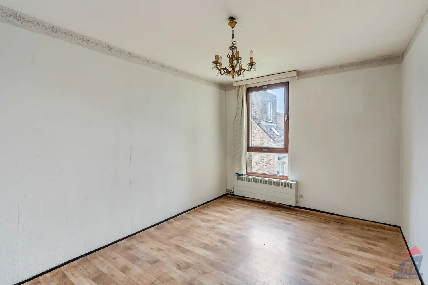 Te moderniseren, gunstig gelegen appartement met 2 slaapkamers en autostaanplaats foto 10
