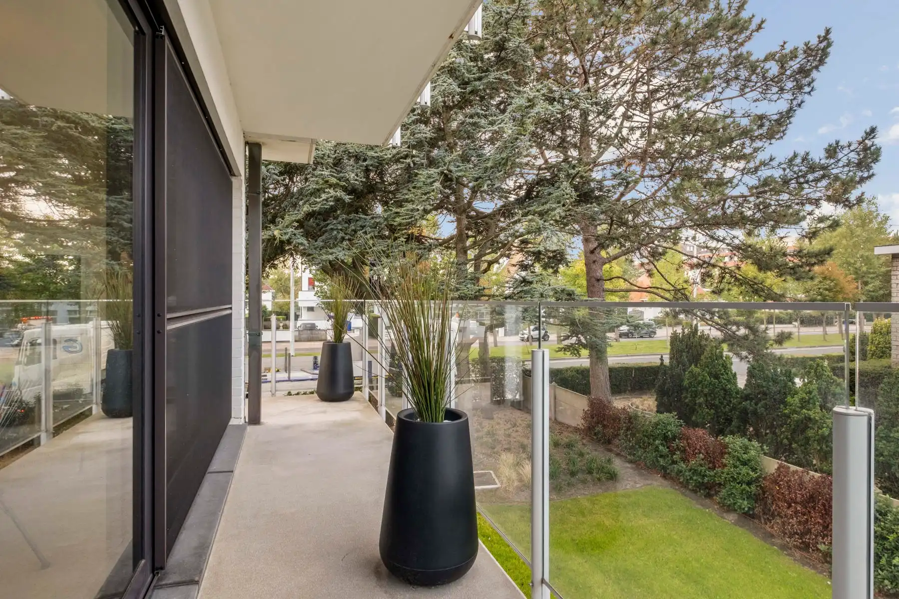 Stijlvol en modern appartement op toplocatie in Knokke-Heist foto 2