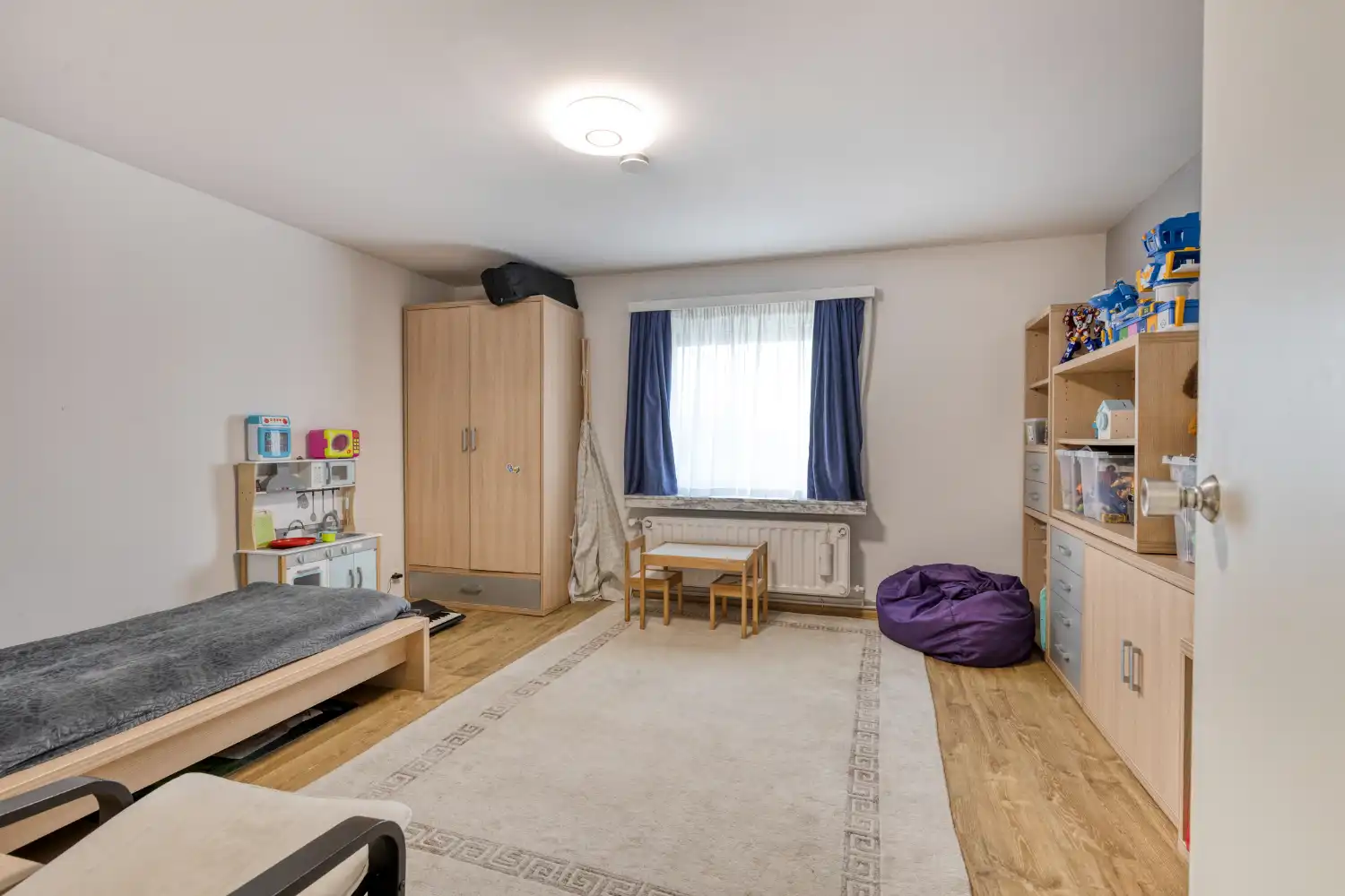 Karaktervolle gerenoveerde villa nabij Spuikom te koop foto 23