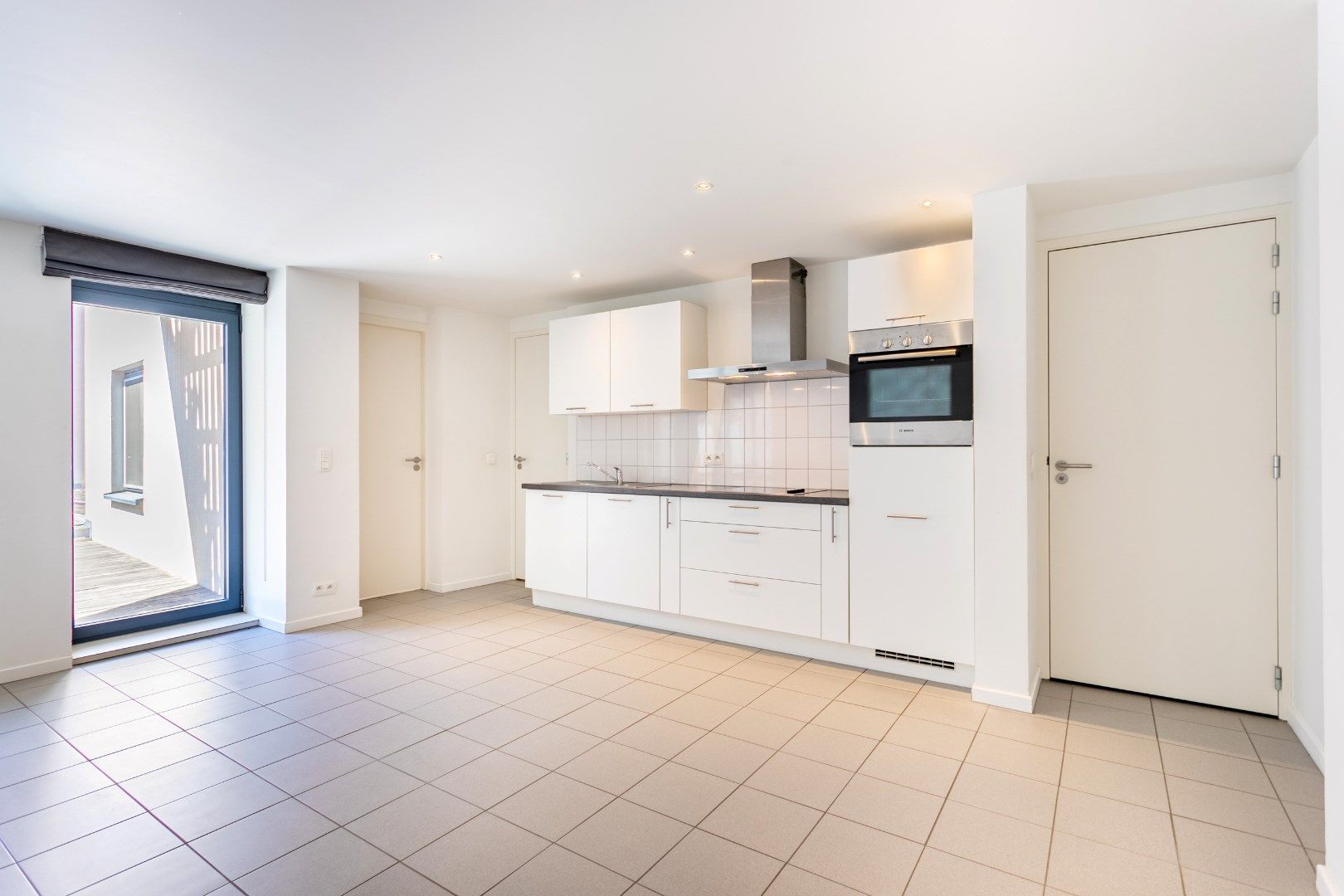 Appartement 1 slpk met ruim terras centrum Halle foto 4