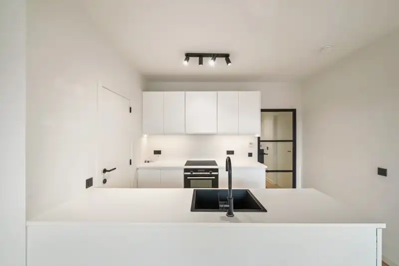 APPARTEMENT MET GARAGE foto 5