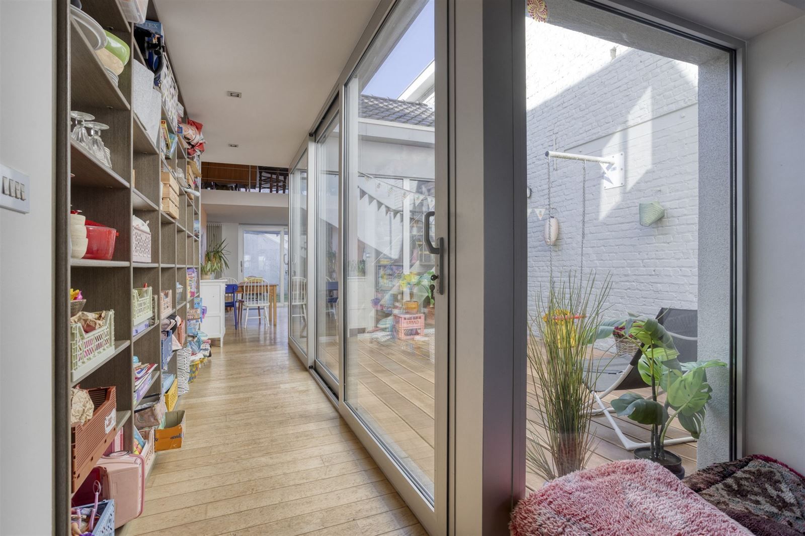 Zeer gezellige woning met 2 slaapkamers + bureau nabij centrum Halle  foto 6