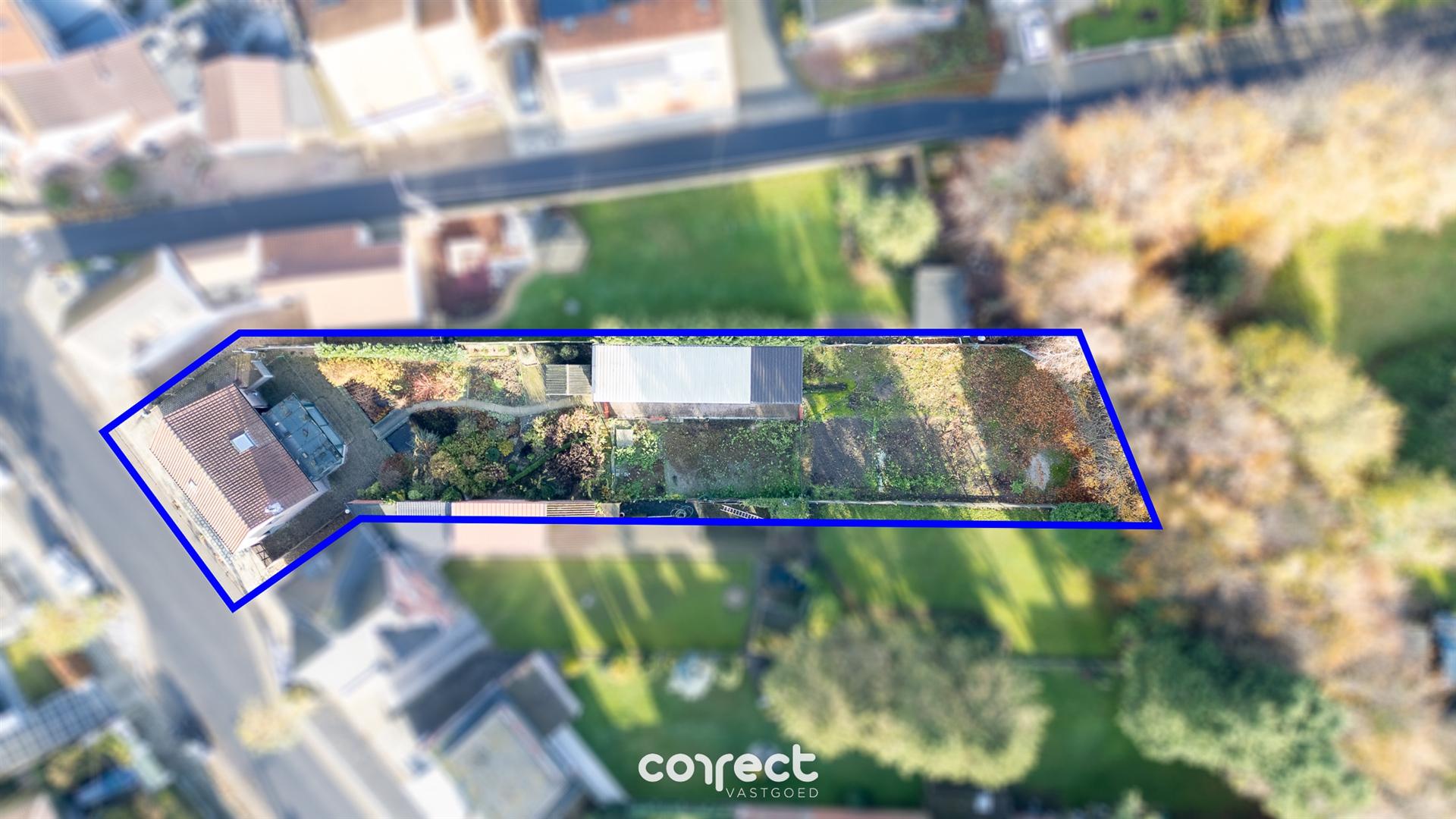 Instapklare open bebouwing met garage, ruime tuin met werkplaats/stallingen. foto 11