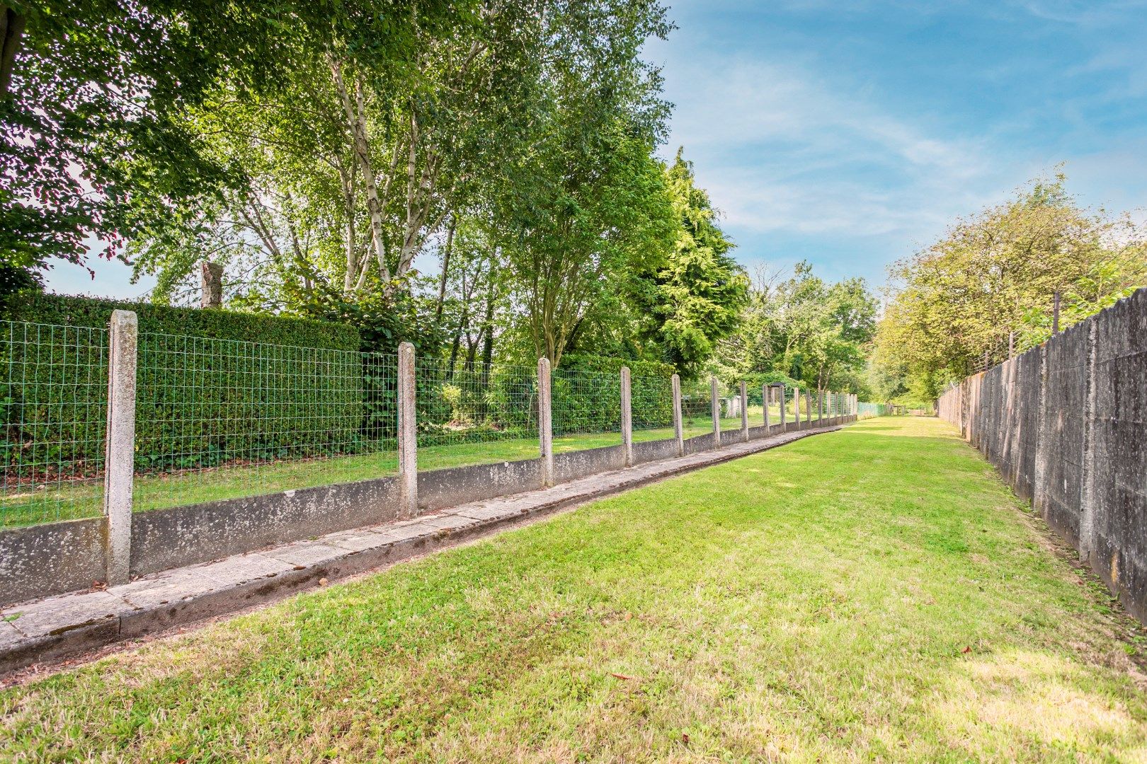 Op te frissen woning met 2-3  slpk en ruime tuin (6a45ca) te koop foto 11
