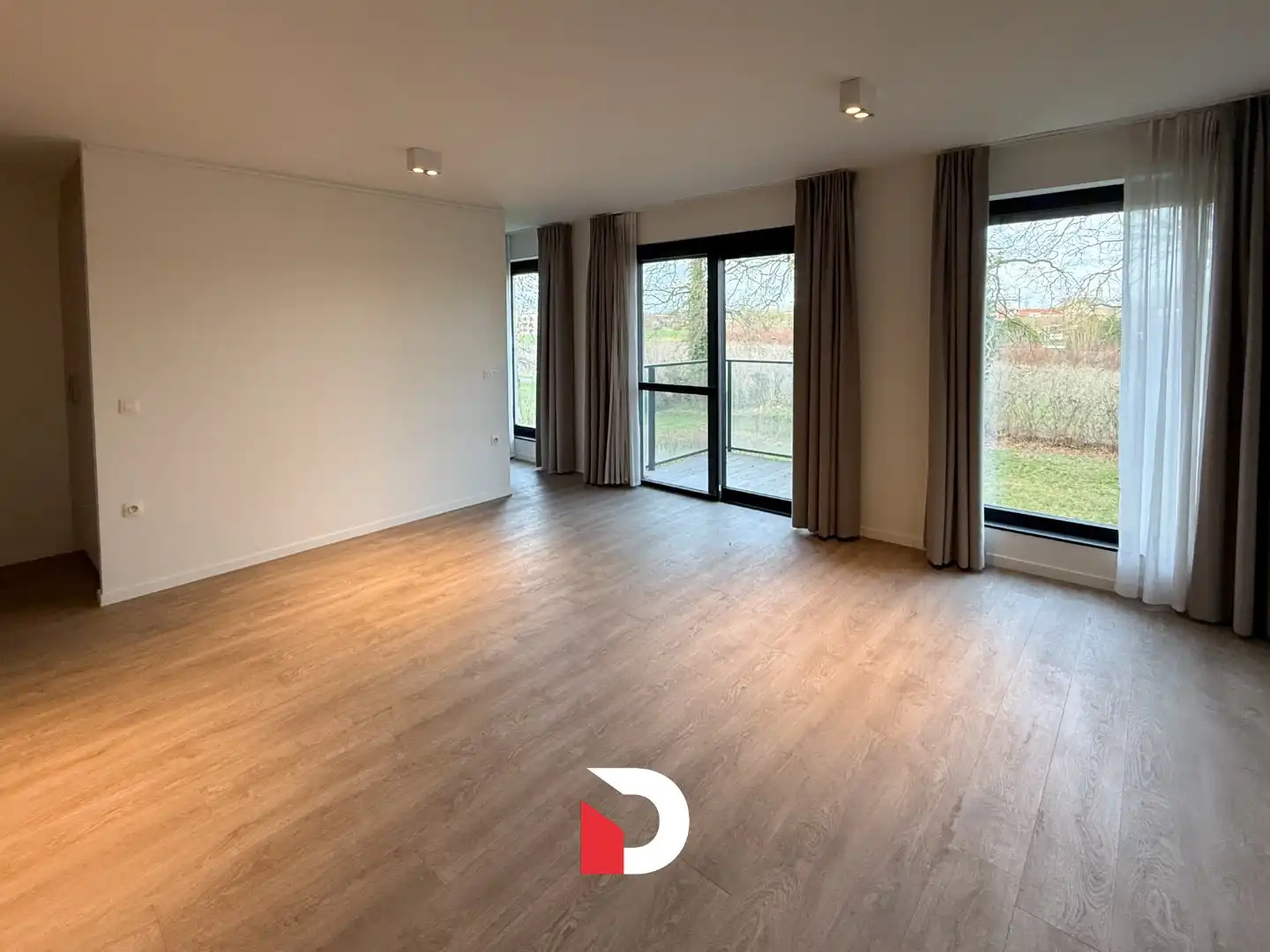 Stijlvolle assistentiewoning met terras en groen uitzicht te Brugge foto 4
