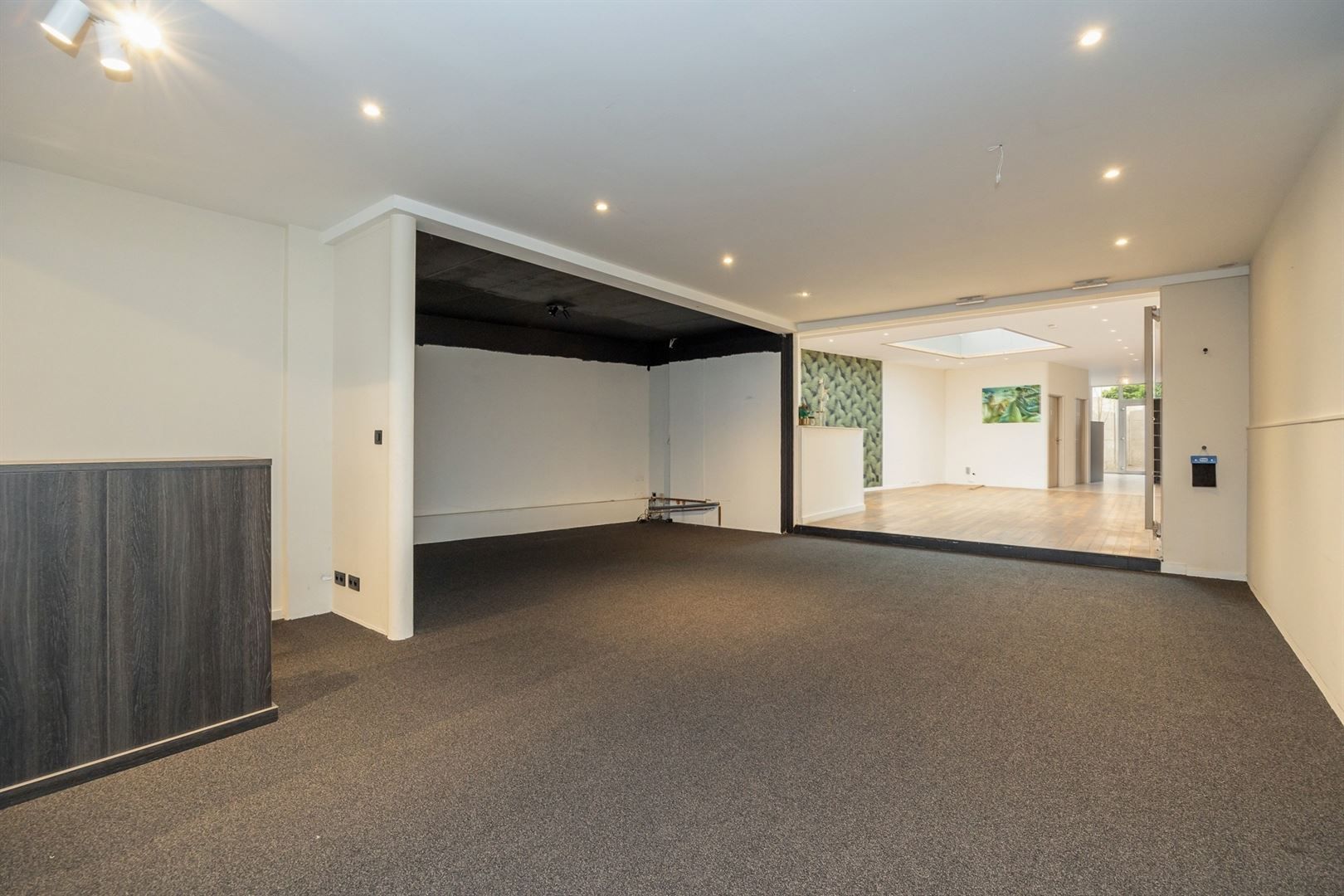 Handelshuis met ruime winkel en duplex appartement in dorp 's Gravenwezel foto 6