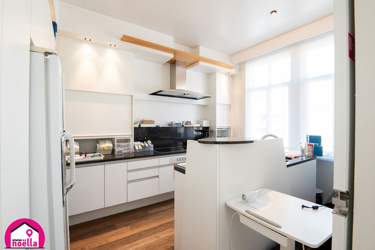 Te koop te Westende prachtige woning met handelsruimte ! foto 3
