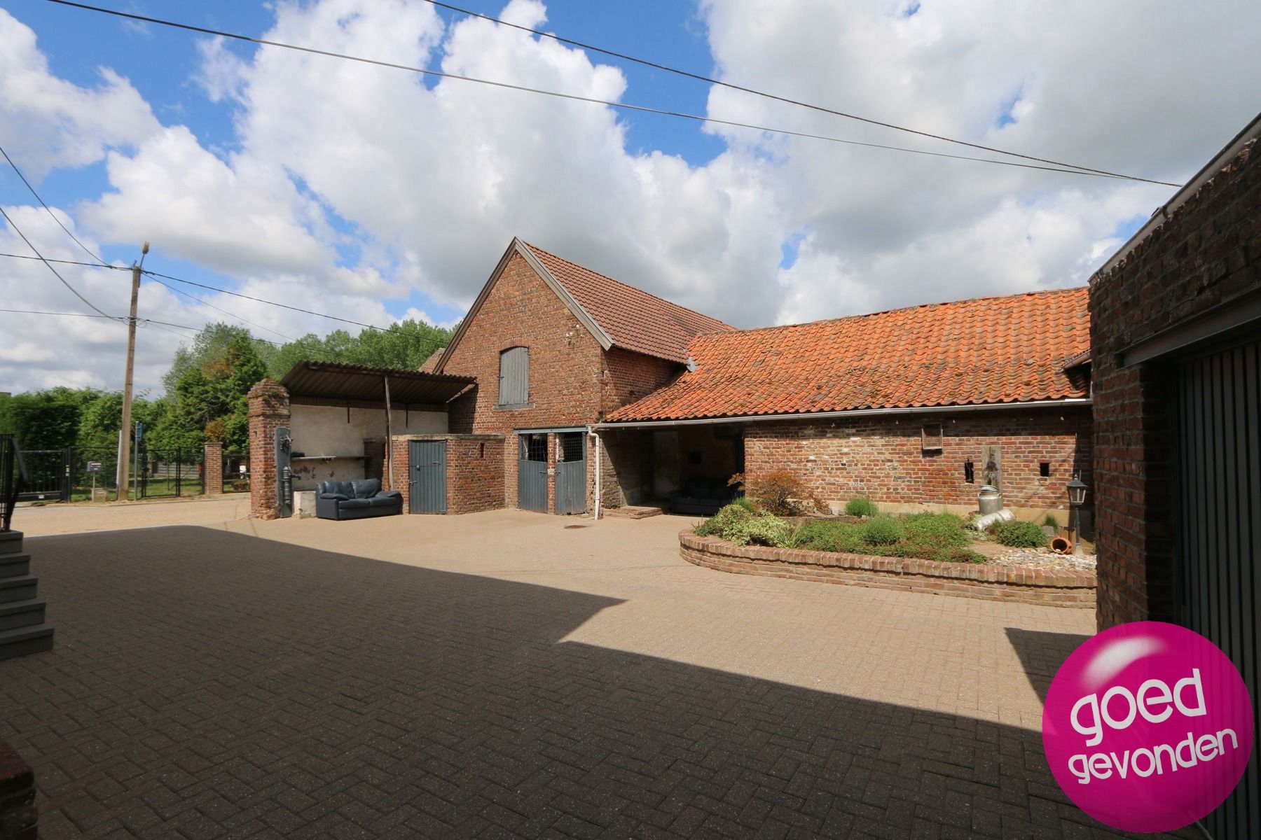 HOEVE met WONING 4 SLK - TUIN - TERRAS - WEI - SCHUREN  foto 35