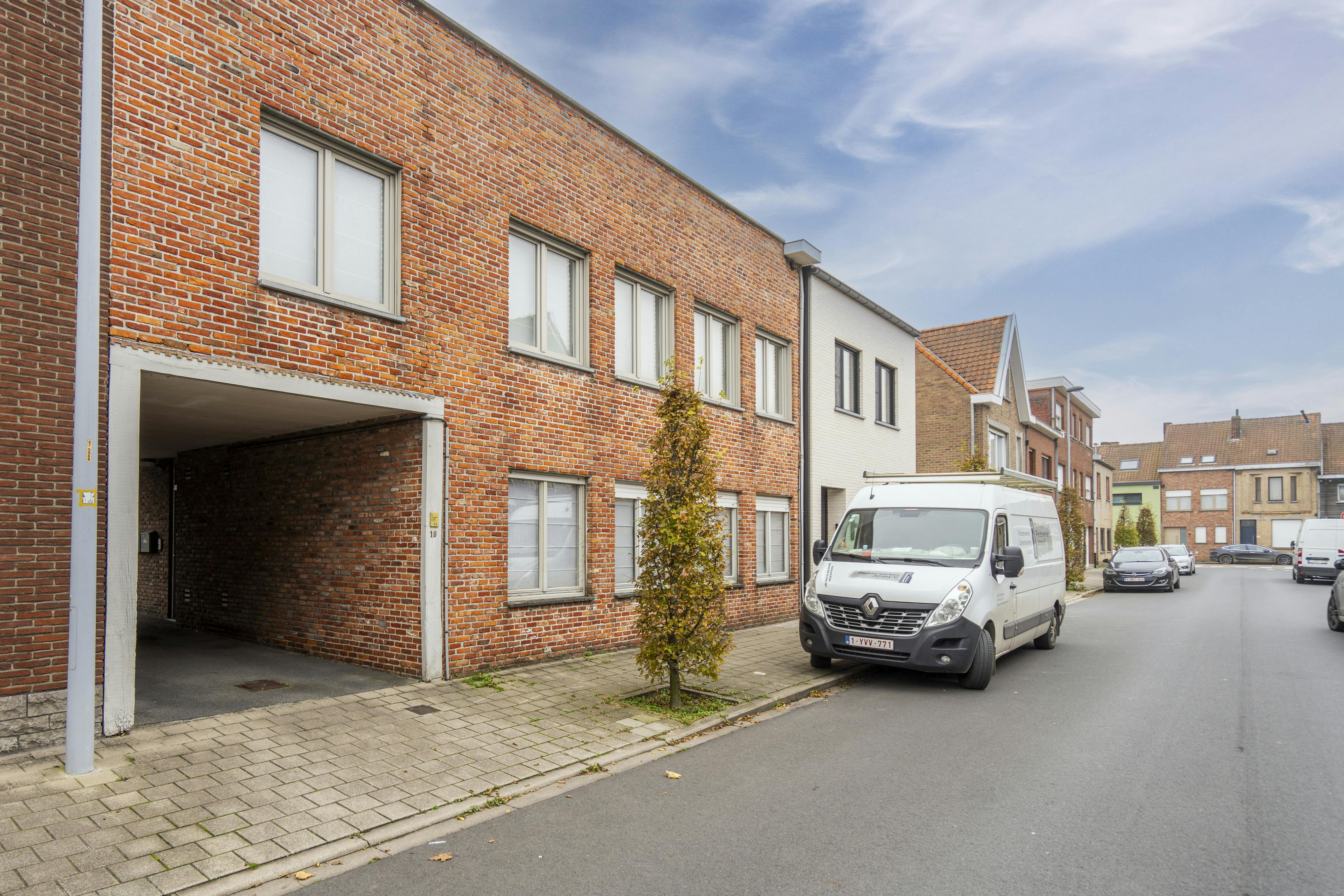 Instapklaar appartement te koop met 2 slaapkamers in Harelbeke foto 13