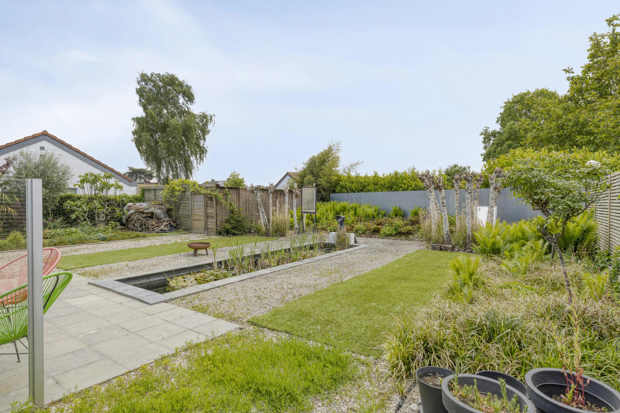 Villa met praktijkruimte op ruim perceel te koop te Brugge foto 13
