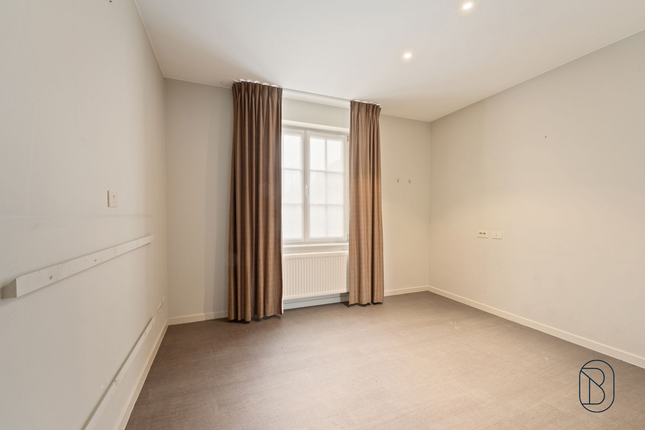 Prachtige hoevewoning met loods en bouwgrond op 2,7 hectare foto 22