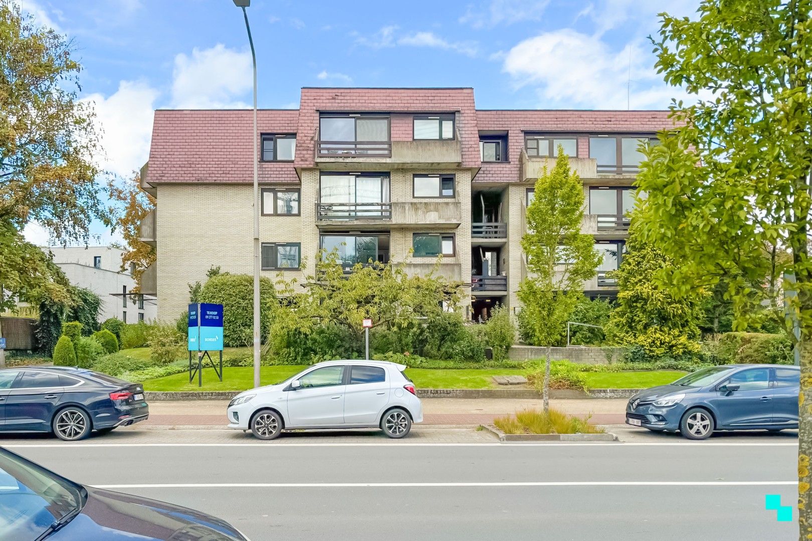 Charmant tweeslaapkamerappartement met terras foto 2