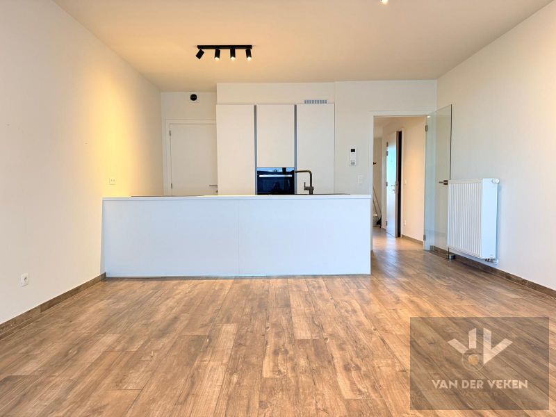 Topappartement met 2 slaapkamers op A-locatie foto 2