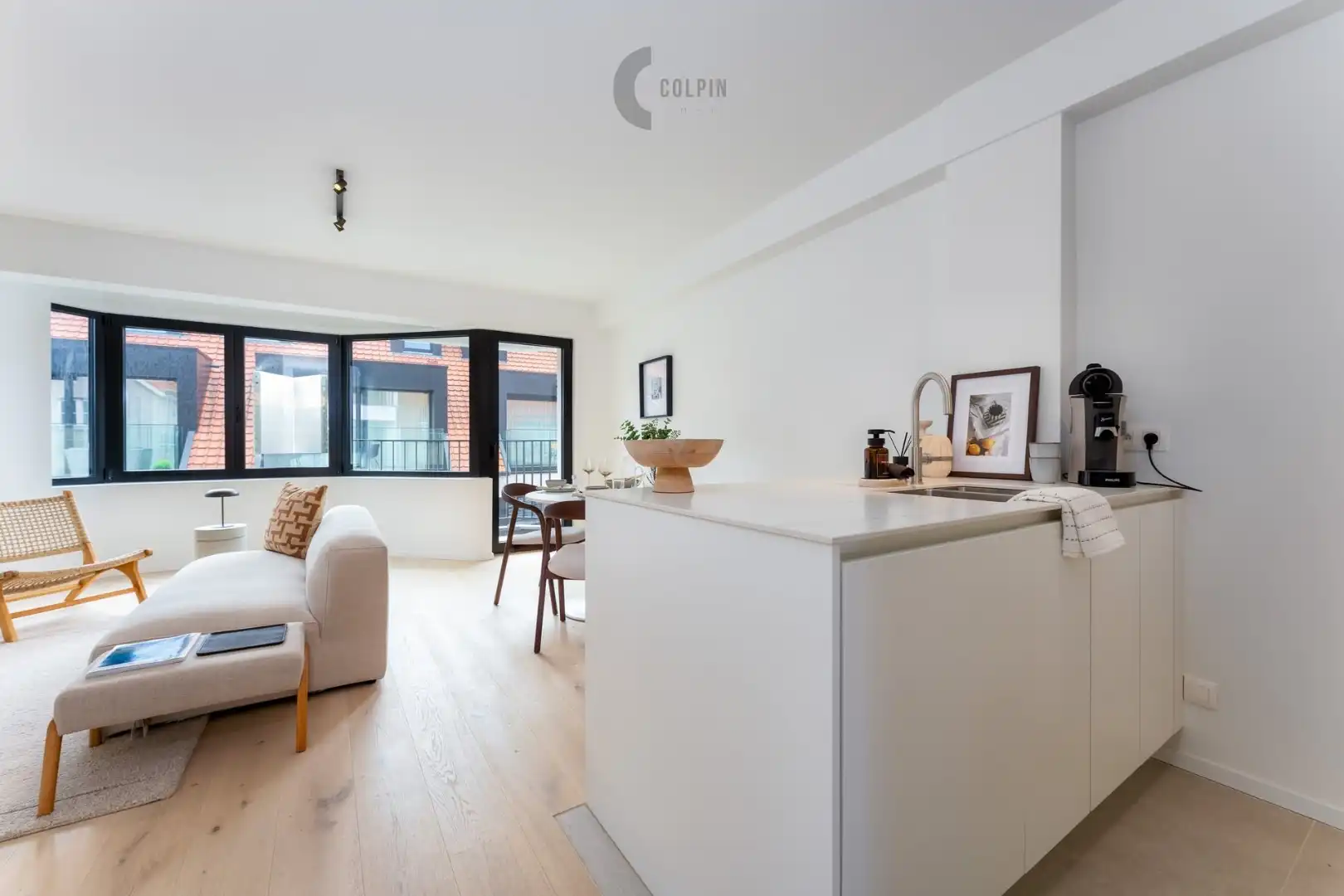 Instapklaar appartement vlakbij de Zeedijk van Knokke-Heist foto 3