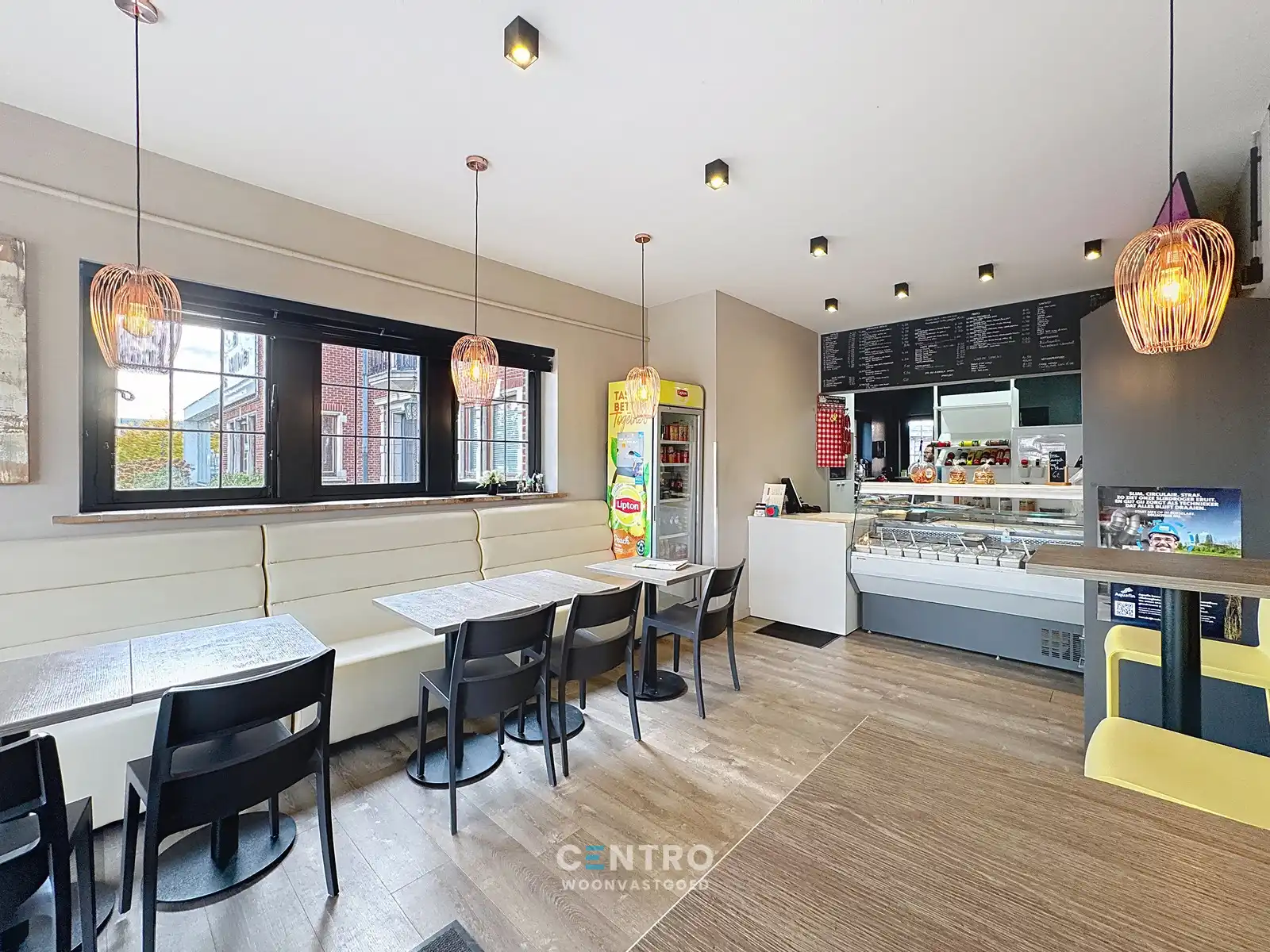 Commerciële site met woonst op toplocatie te Roeselare! foto 16
