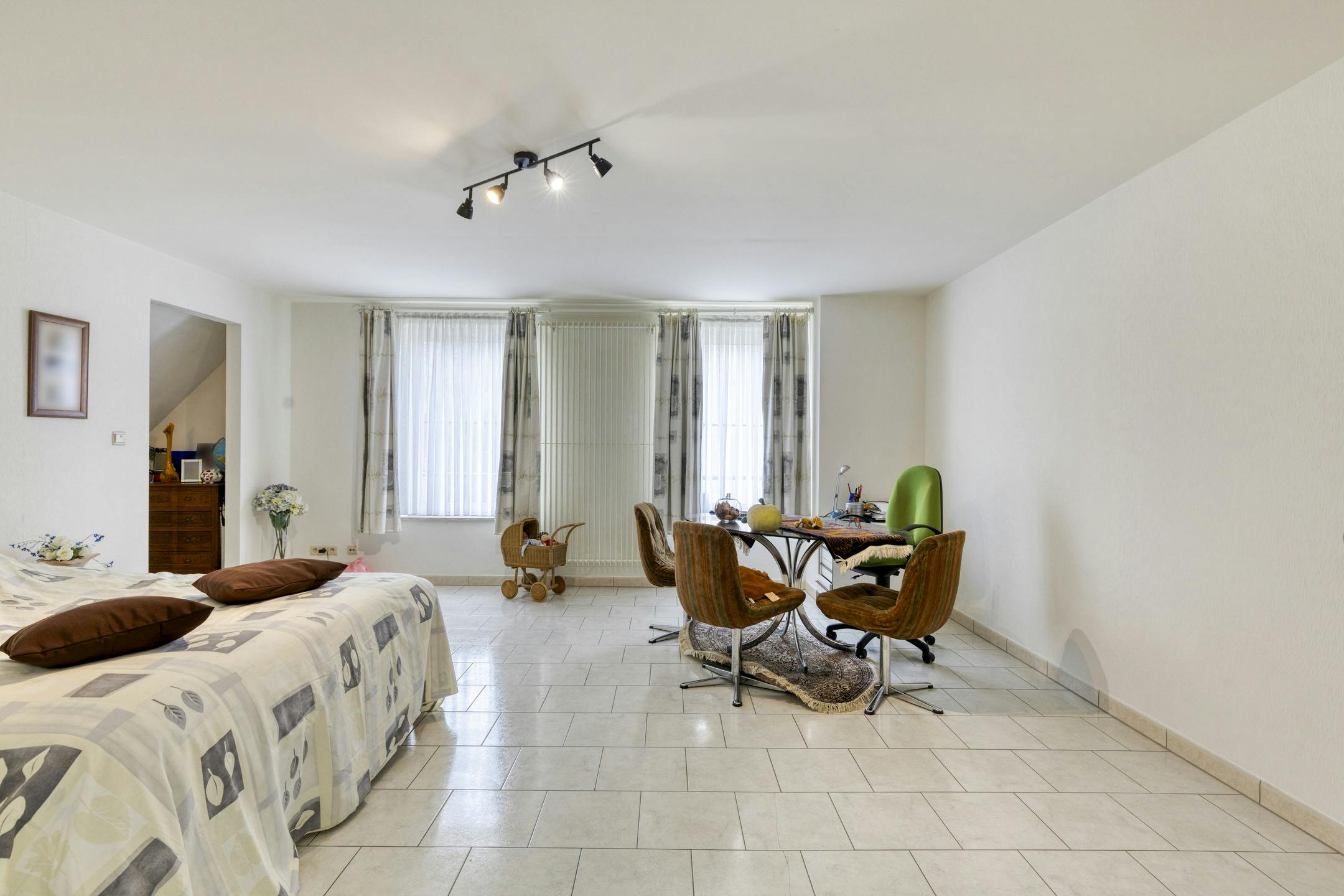 Viergevelwoning op 5a19ca op wandelafstand van het centrum van Strombeek foto 9