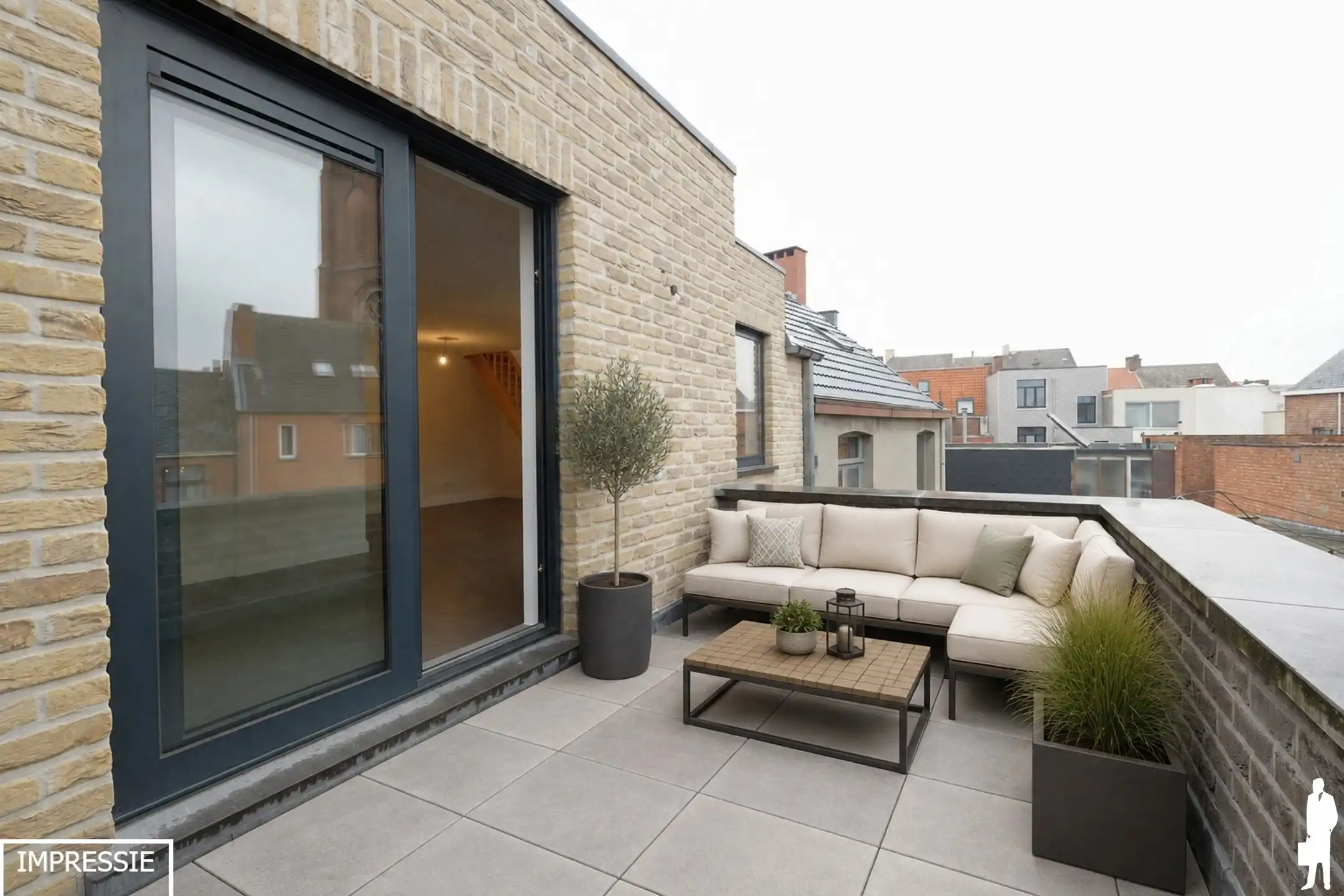 Centraal gelegen duplex (investerings)appartement met terras foto 13