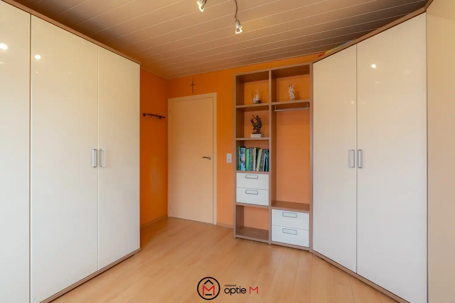 Instapklare woning te koop met mooie tuin in Stevoort foto 30