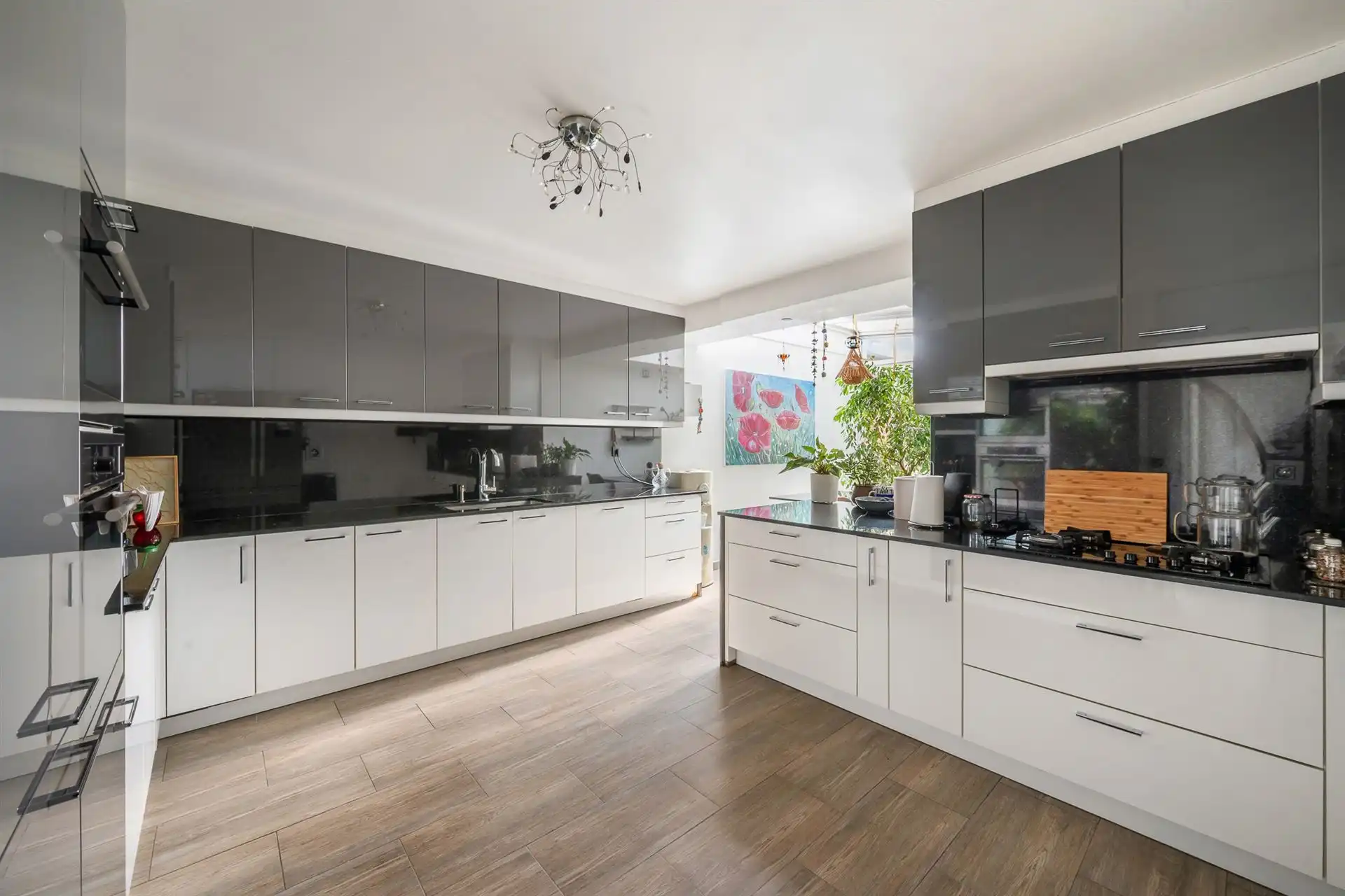 Instapklare woning met 3 slk in een rustige wijk foto 8