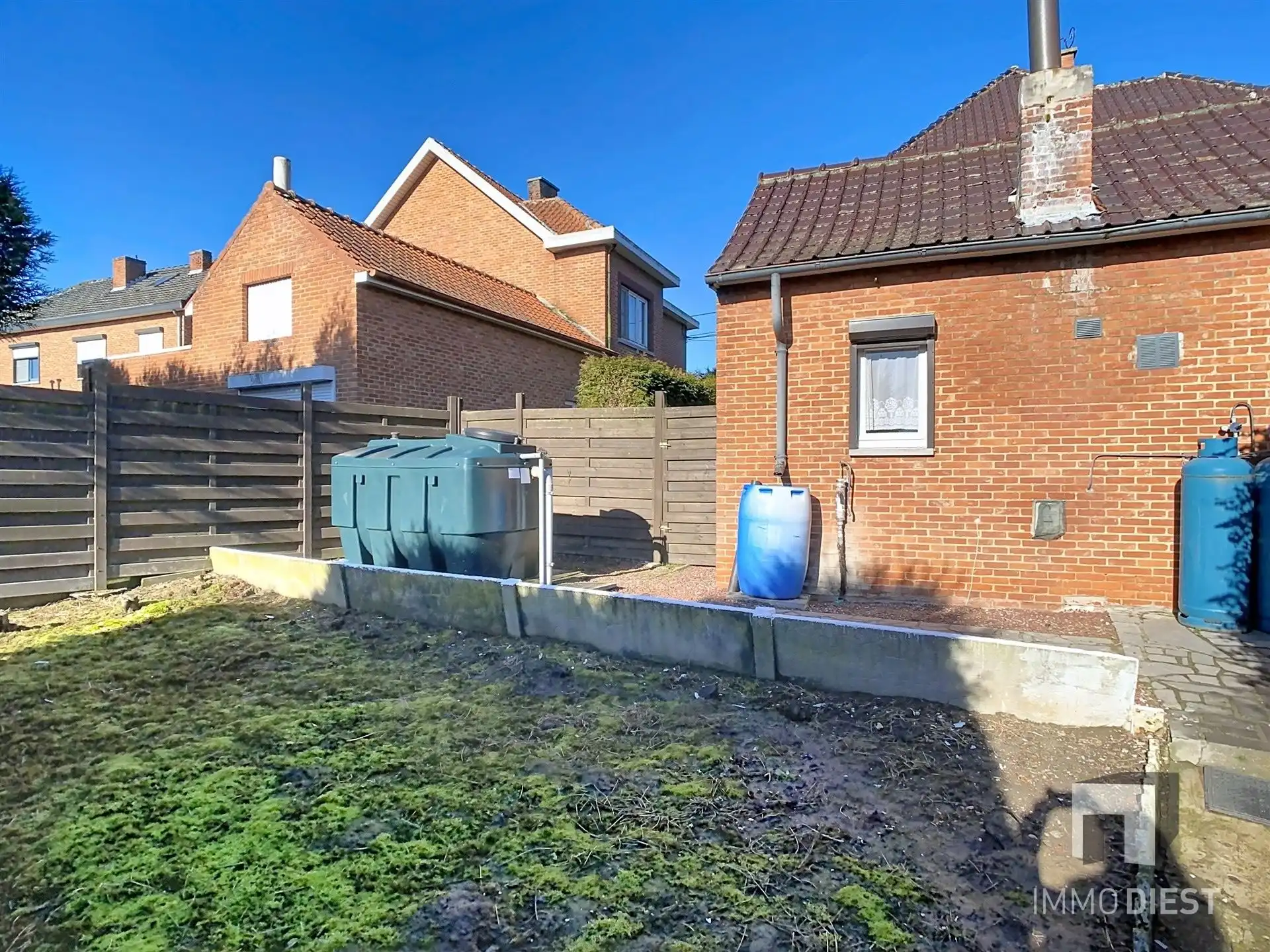 Charmante woning - rustig gelegen in Halen foto 28