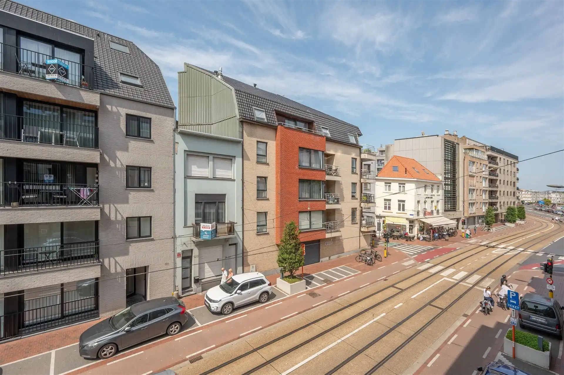 Gemeubeld appartement met 2 slaapkamers en ruim terras. foto 17