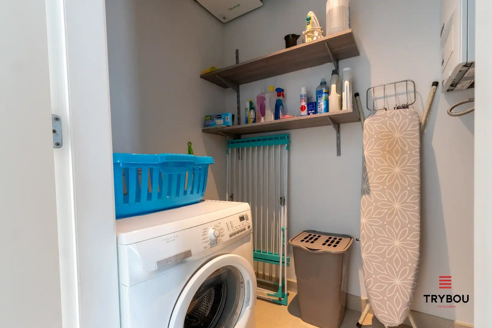 Appartement met 2 slaapkamers, garage en 2 staanplaatsen in Houthulst! foto 20