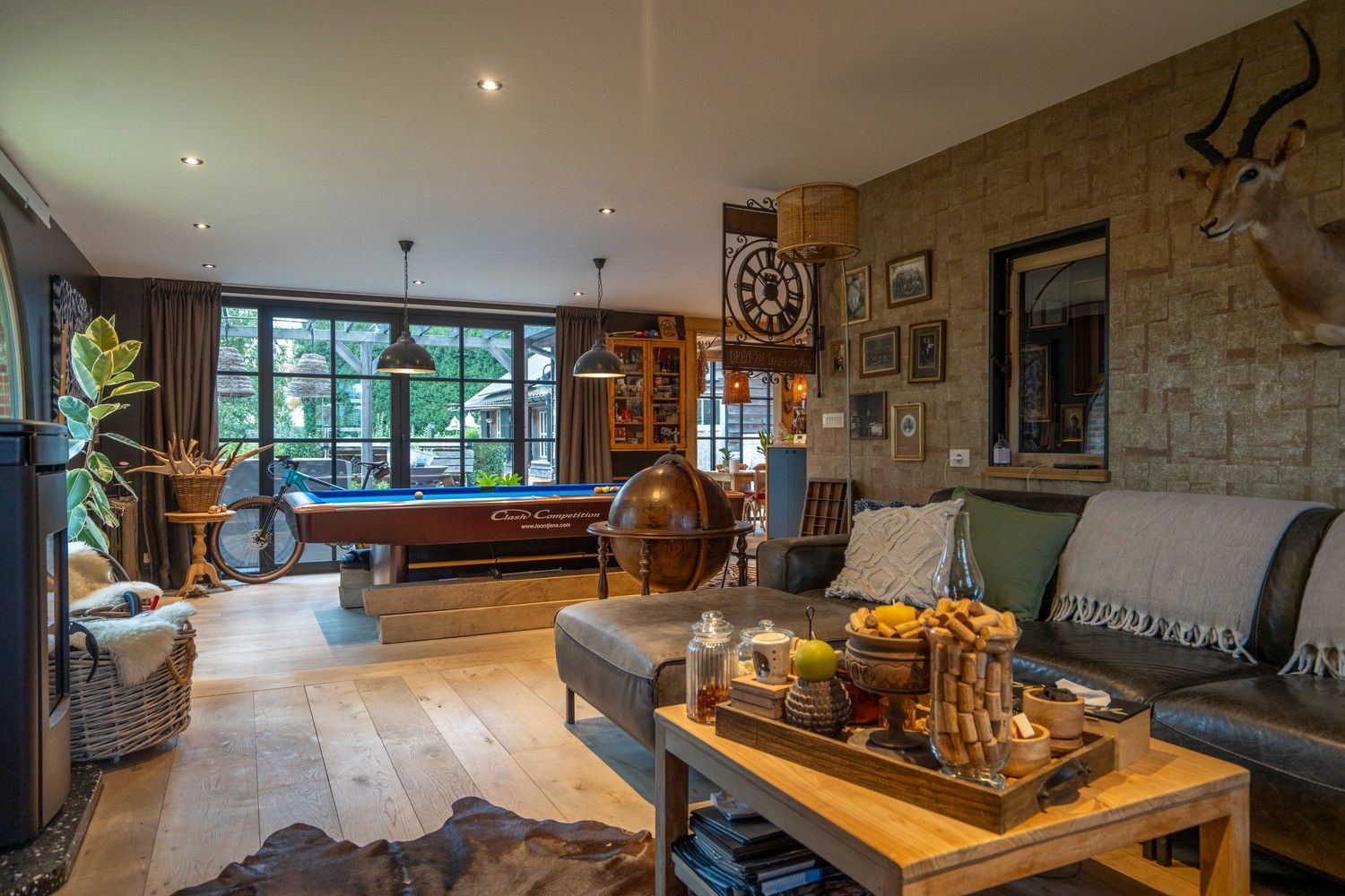 PRACHTVILLA MET ZICHT OP GROEN foto 11